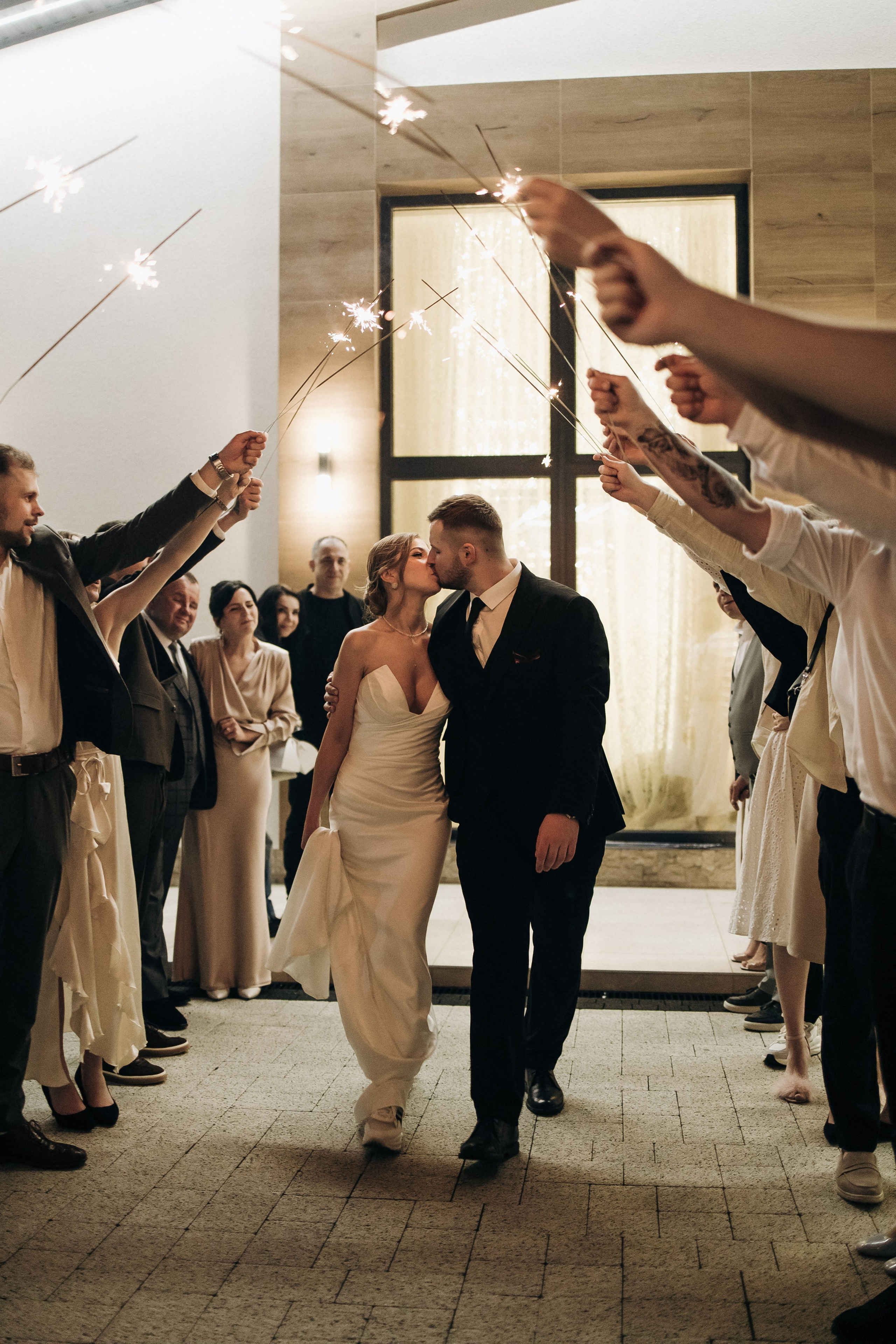 Мокрі плечі. Теплі серця. Фотограф Максим Остапенко | Кам'янець-Подільський | Львів | Київ