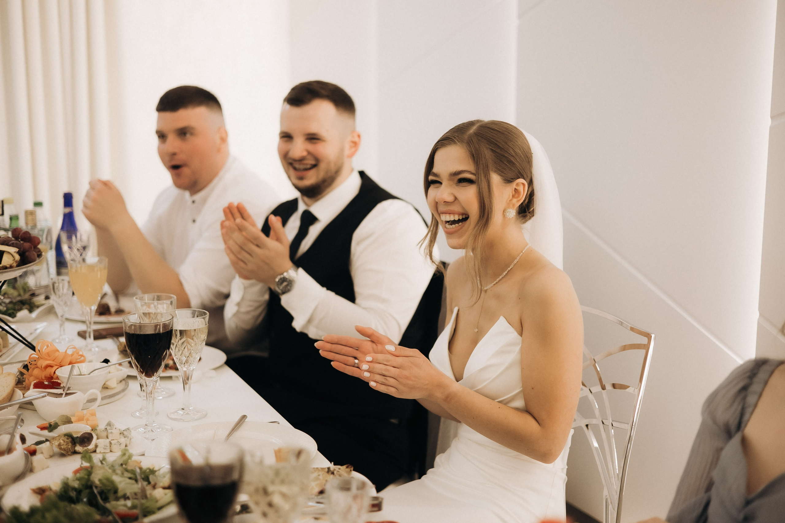 Мокрі плечі. Теплі серця. Фотограф Максим Остапенко | Кам'янець-Подільський | Львів | Київ