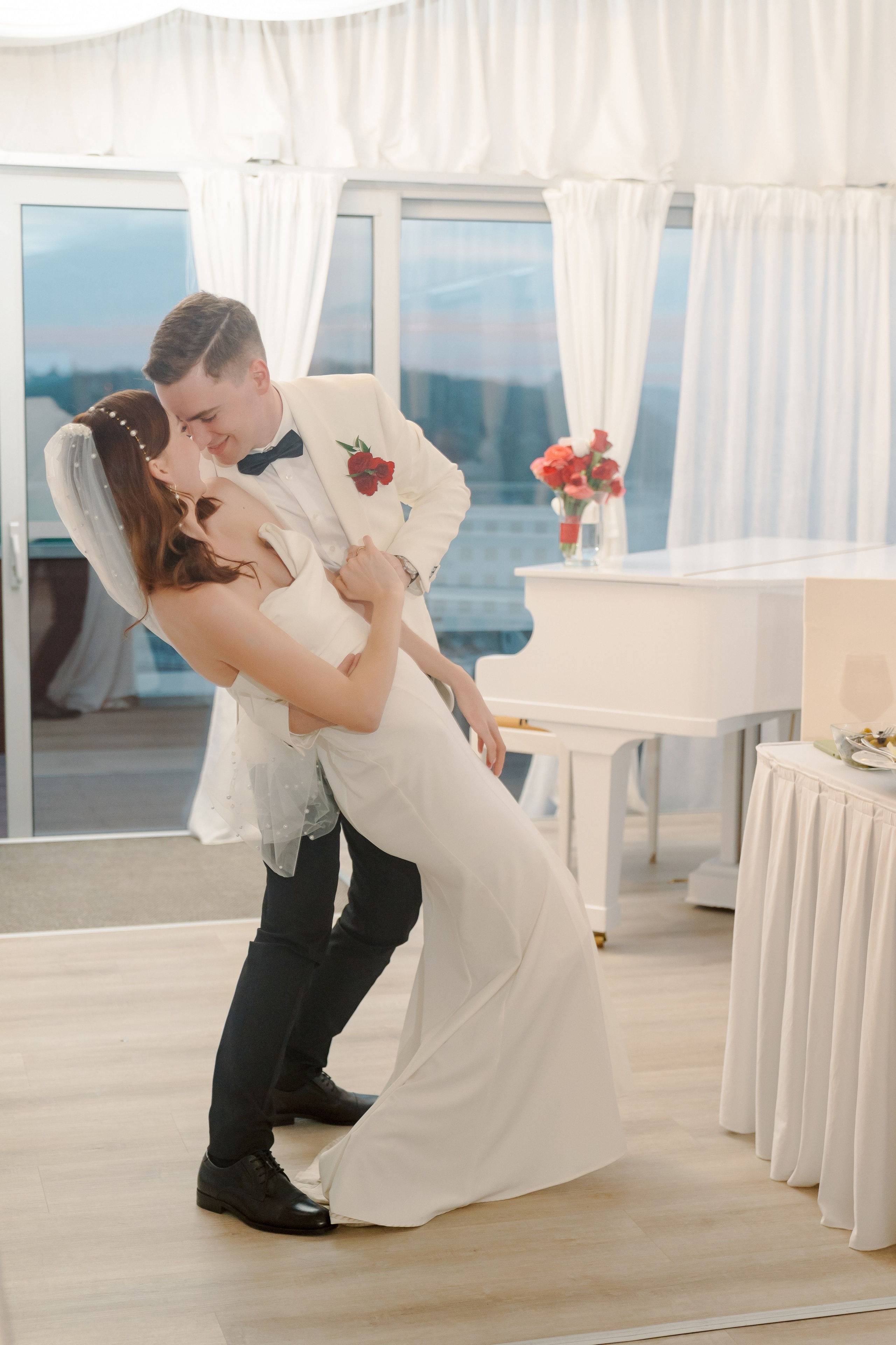 Элегантная свадьба в Праге Максим и Наталья. Vitalie Varvarynets — свадебный фотограф Прага