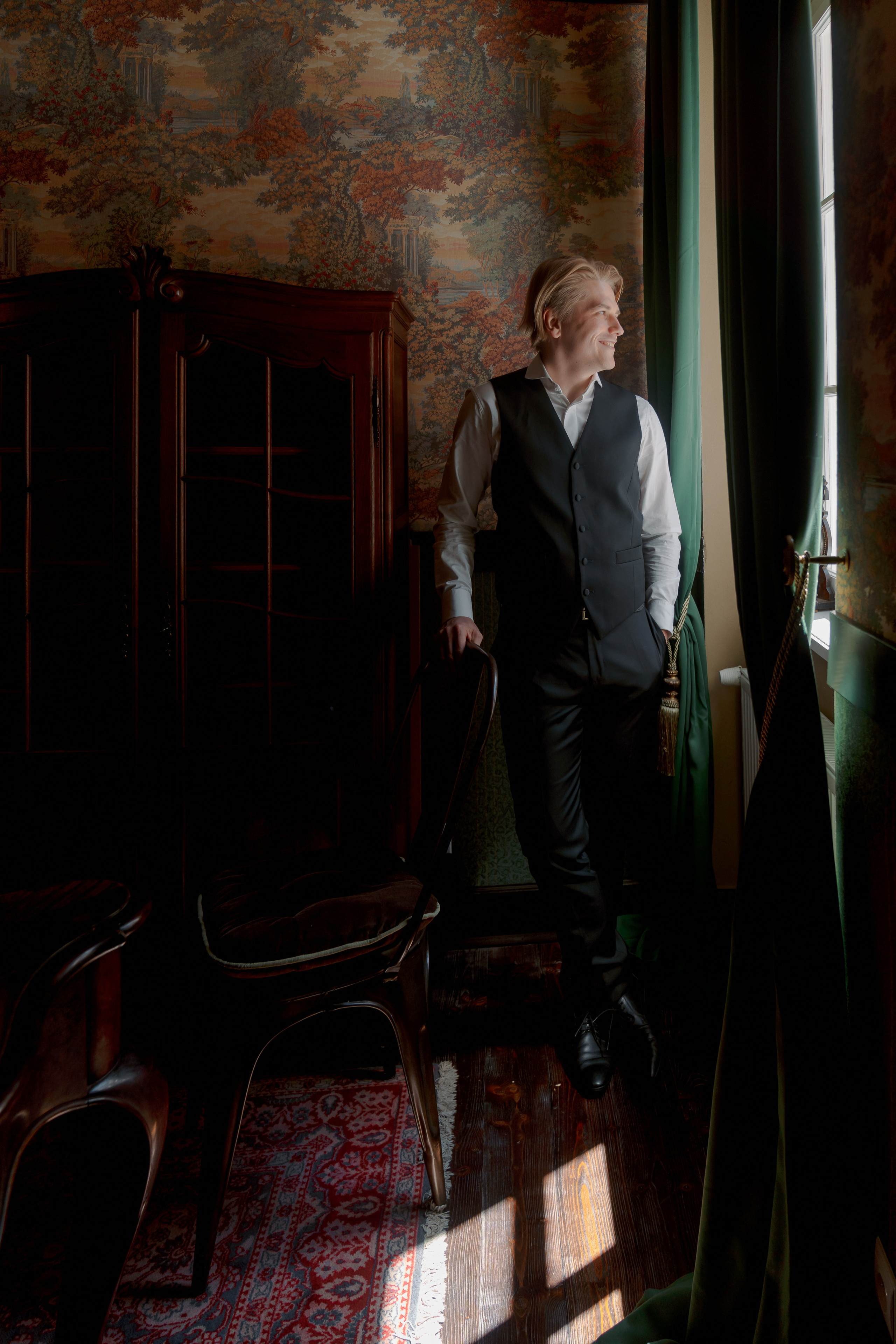 Whispers of Romance - Thomas & Violeta's Wedding. Vitalie Varvarynets — Prague Wedding Photographer