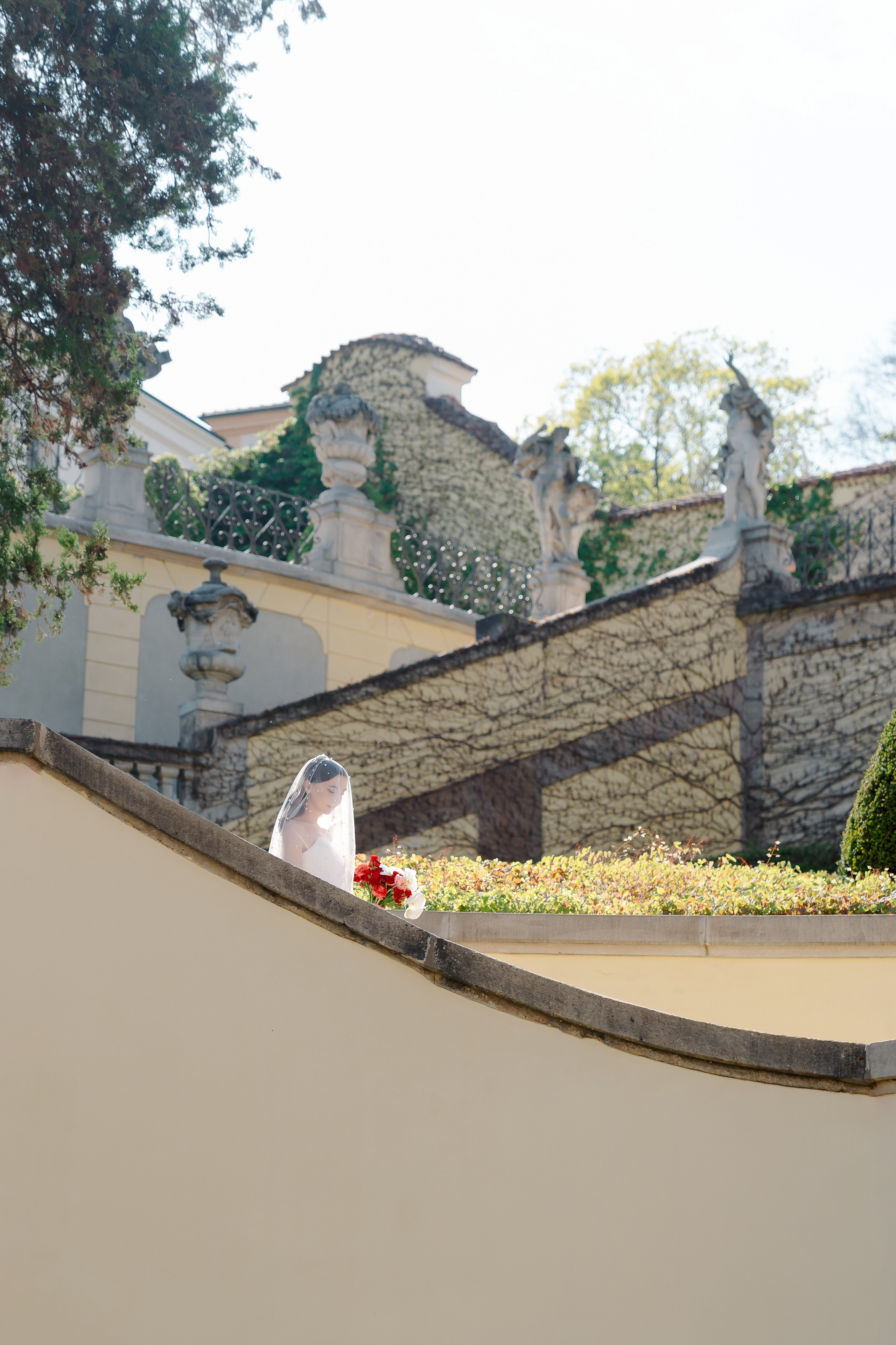 Элегантная свадьба в Праге Максим и Наталья. Vitalie Varvarynets — свадебный фотограф Прага