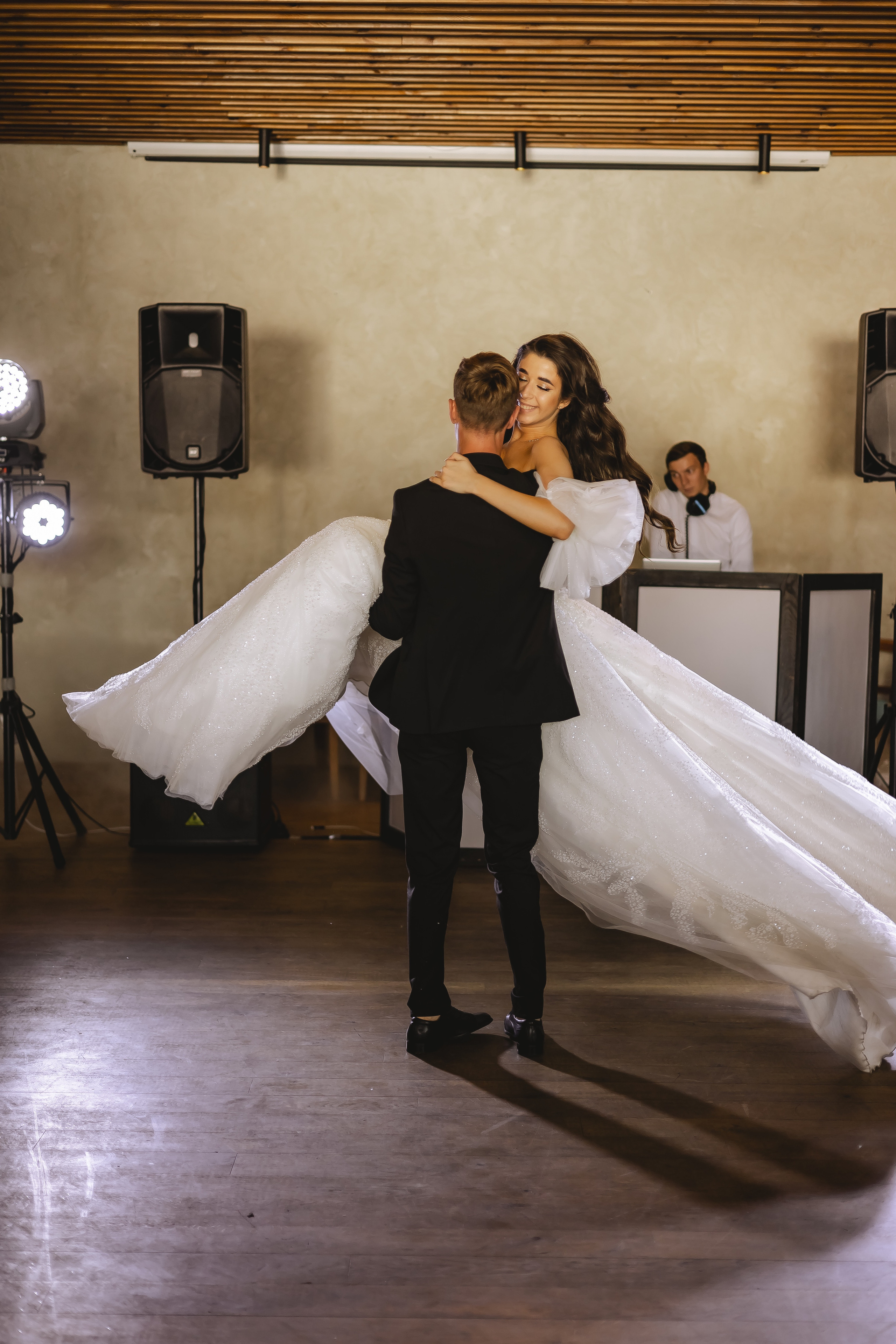 VLADA and NIKITA. Весільний фотограф Таня Федорова та відеограф Олексій Федоров