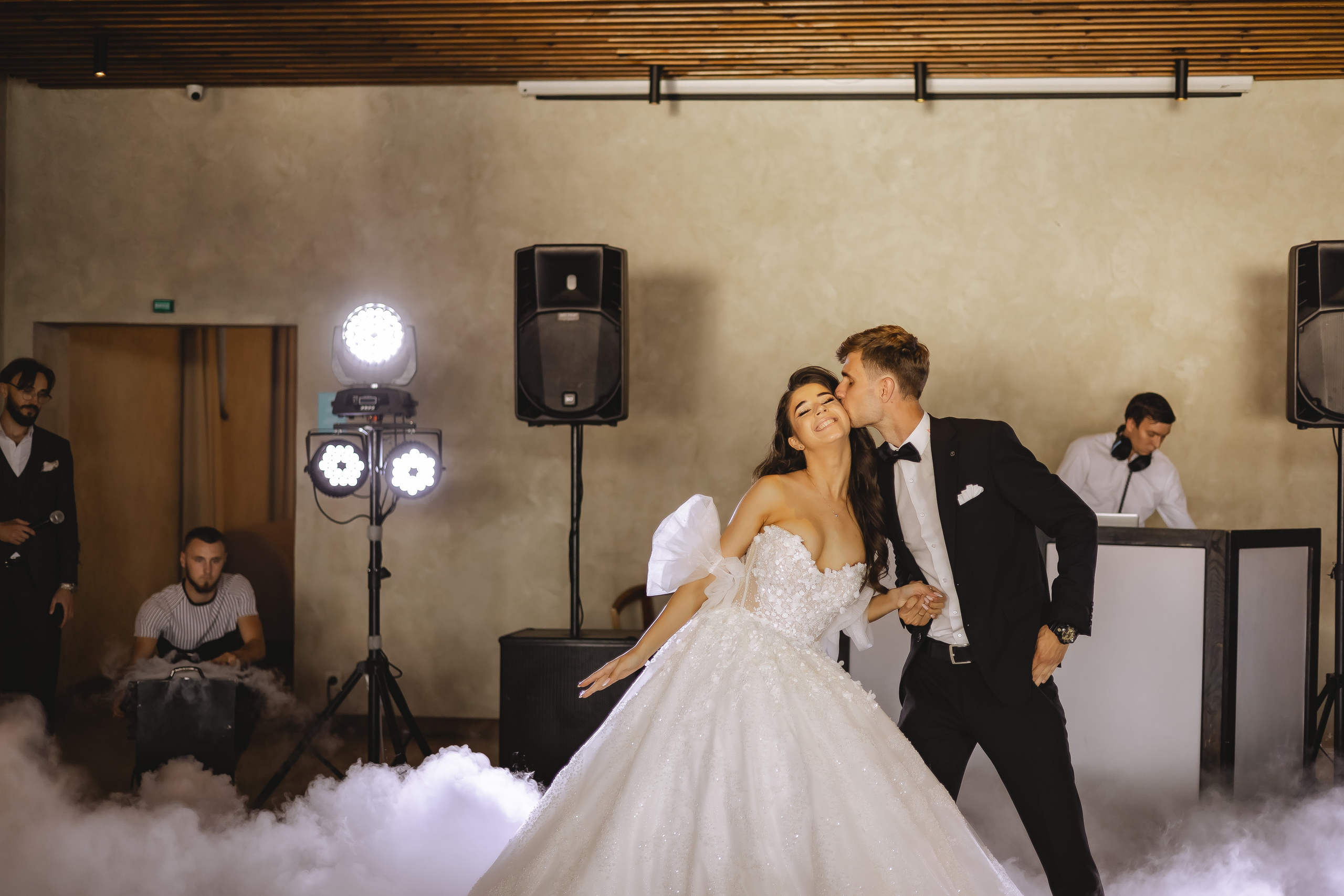 VLADA and NIKITA. Весільний фотограф Таня Федорова та відеограф Олексій Федоров