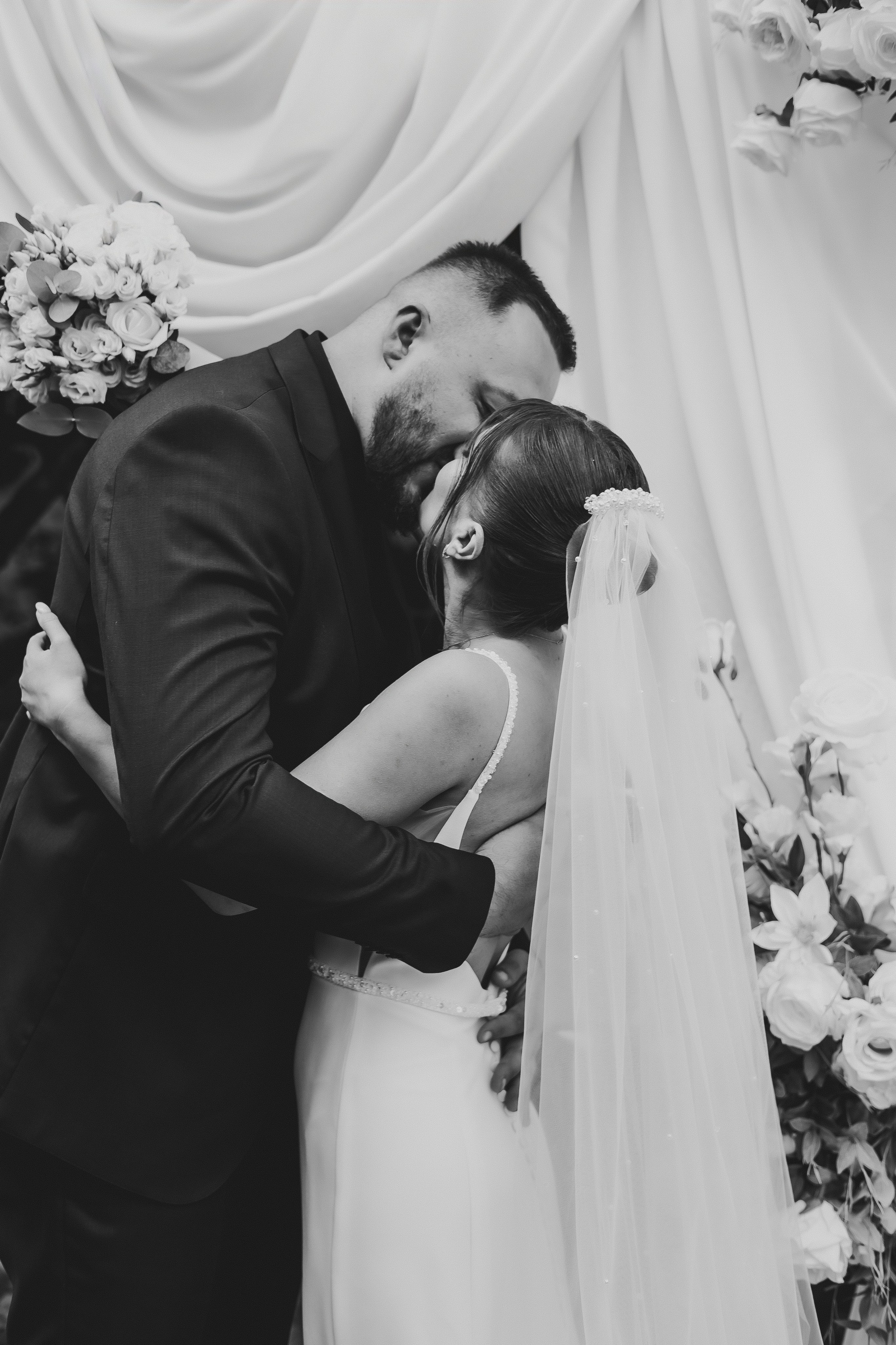 OKSANA and VASYL. Весільний фотограф Таня Федорова та відеограф Олексій Федоров