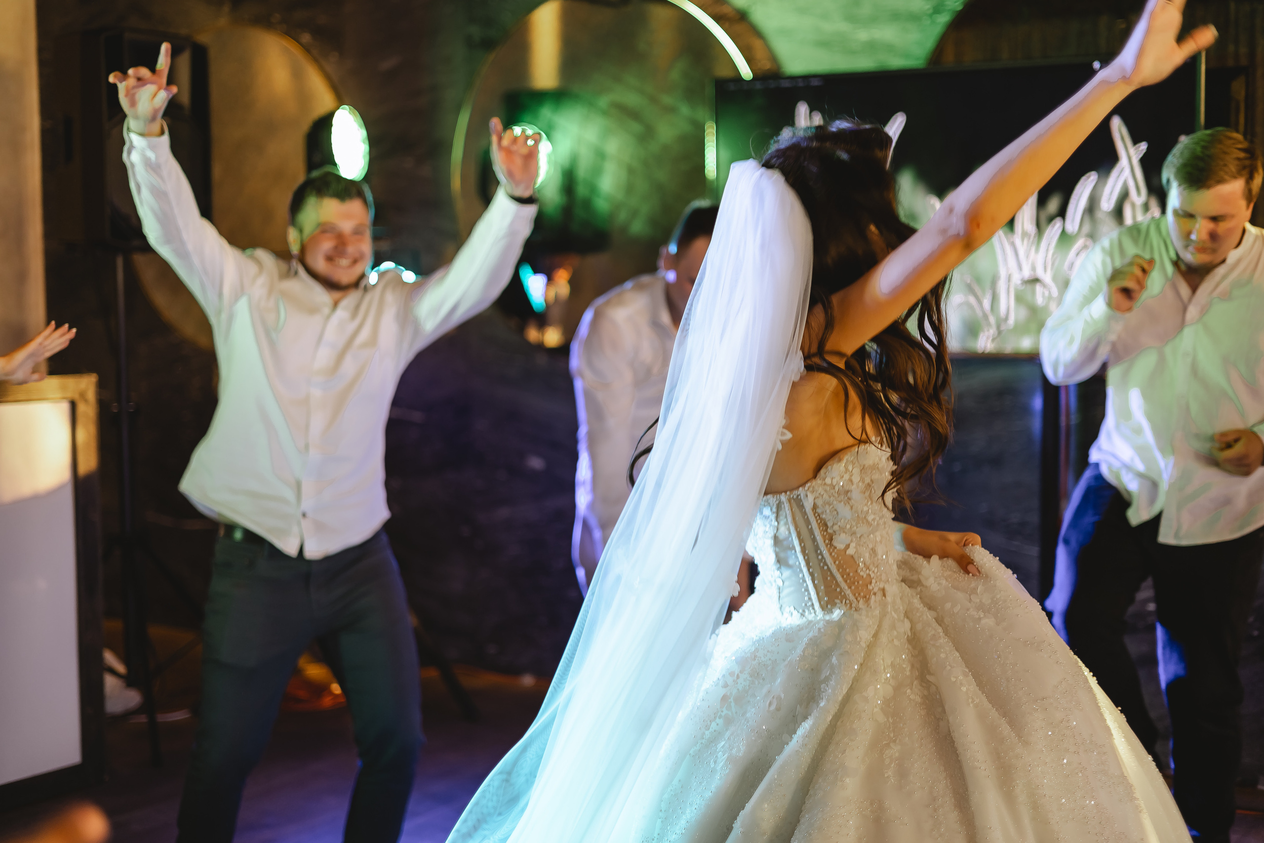 VLADA and NIKITA. Весільний фотограф Таня Федорова та відеограф Олексій Федоров