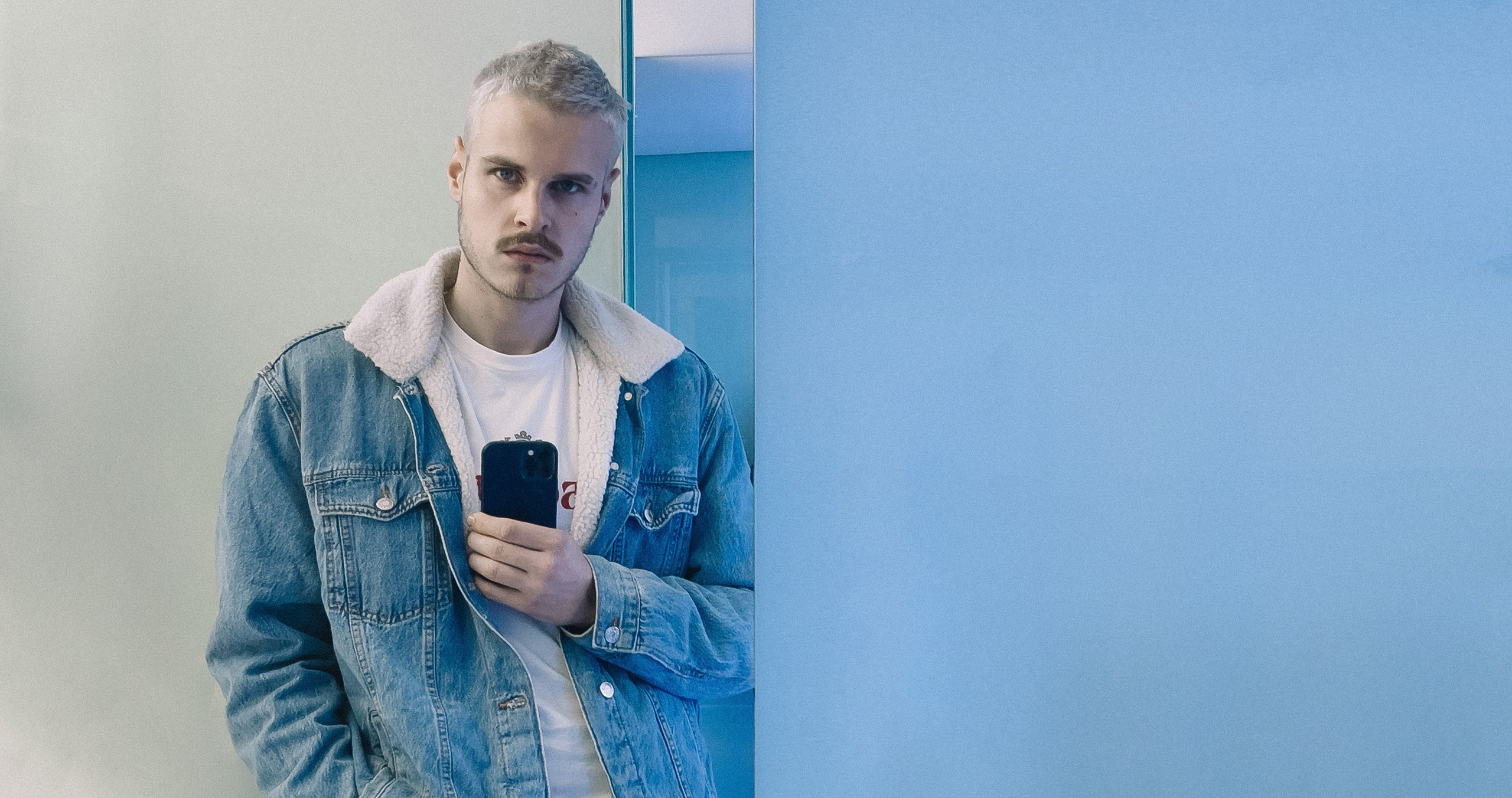 About. Danya Pryvit | Photographer