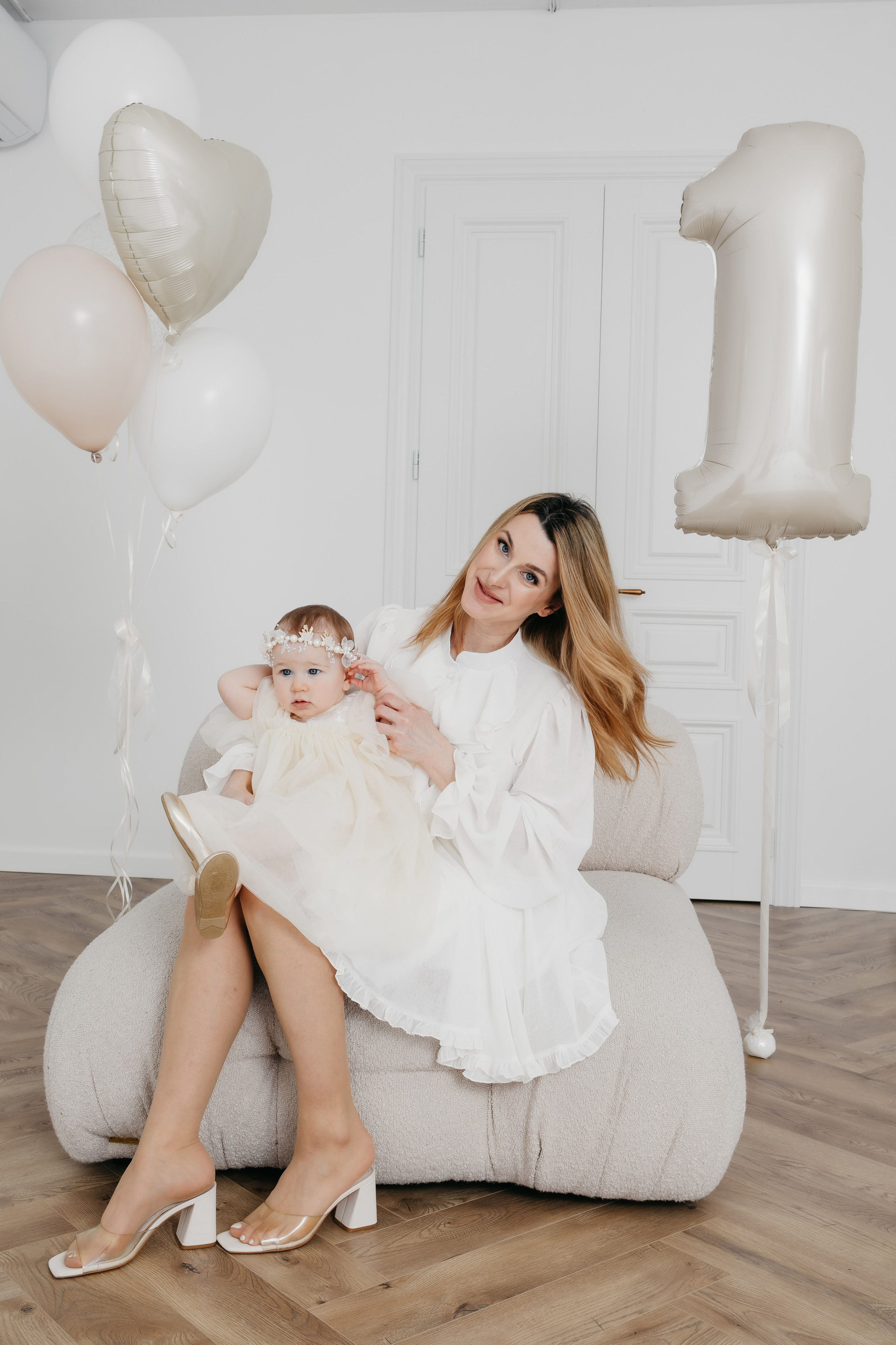 Ева 1 рік. Весільний та сімейний фотограф