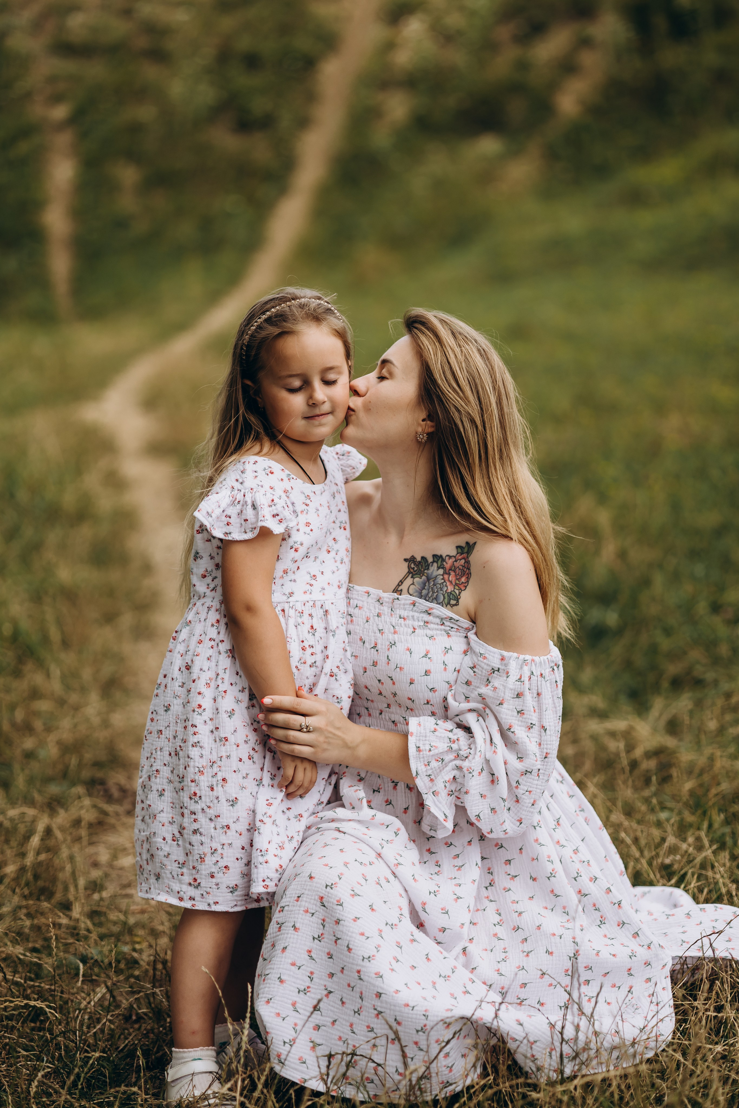 Аня та Соломія. Весільний та сімейний фотограф