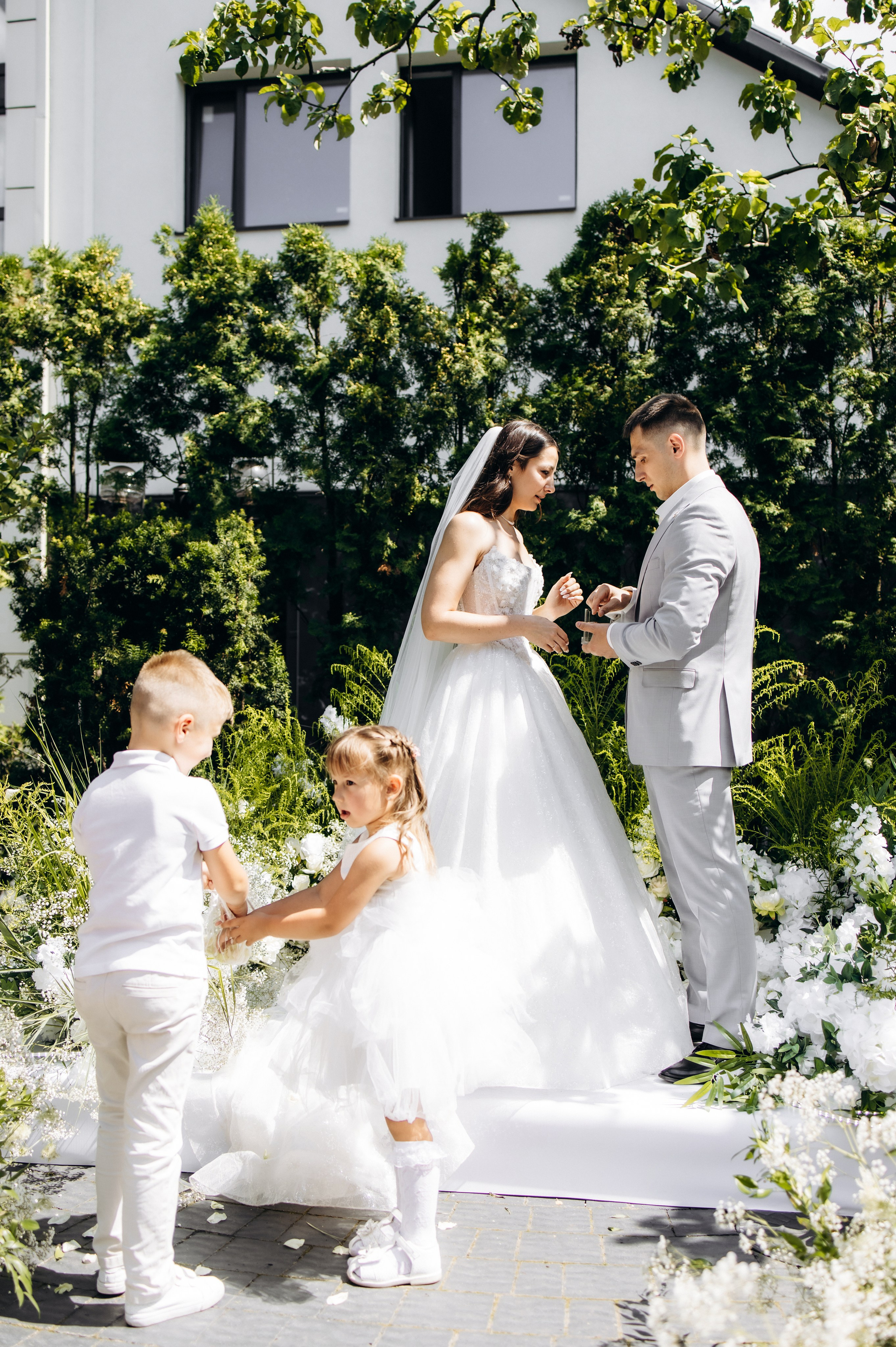 Олеся та Вадим. Весільний та сімейний фотограф