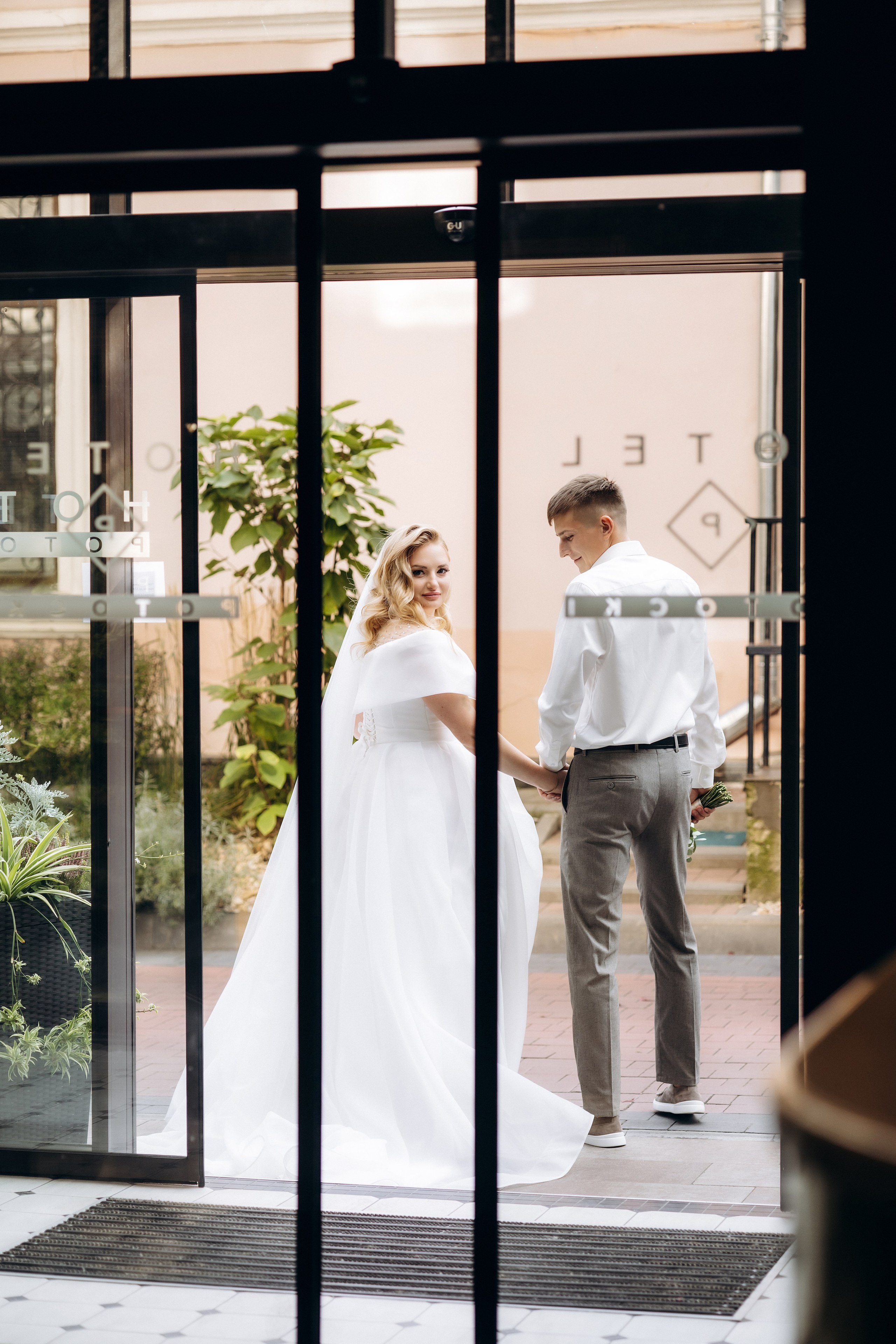 Наталя та Діма. Весільний та сімейний фотограф