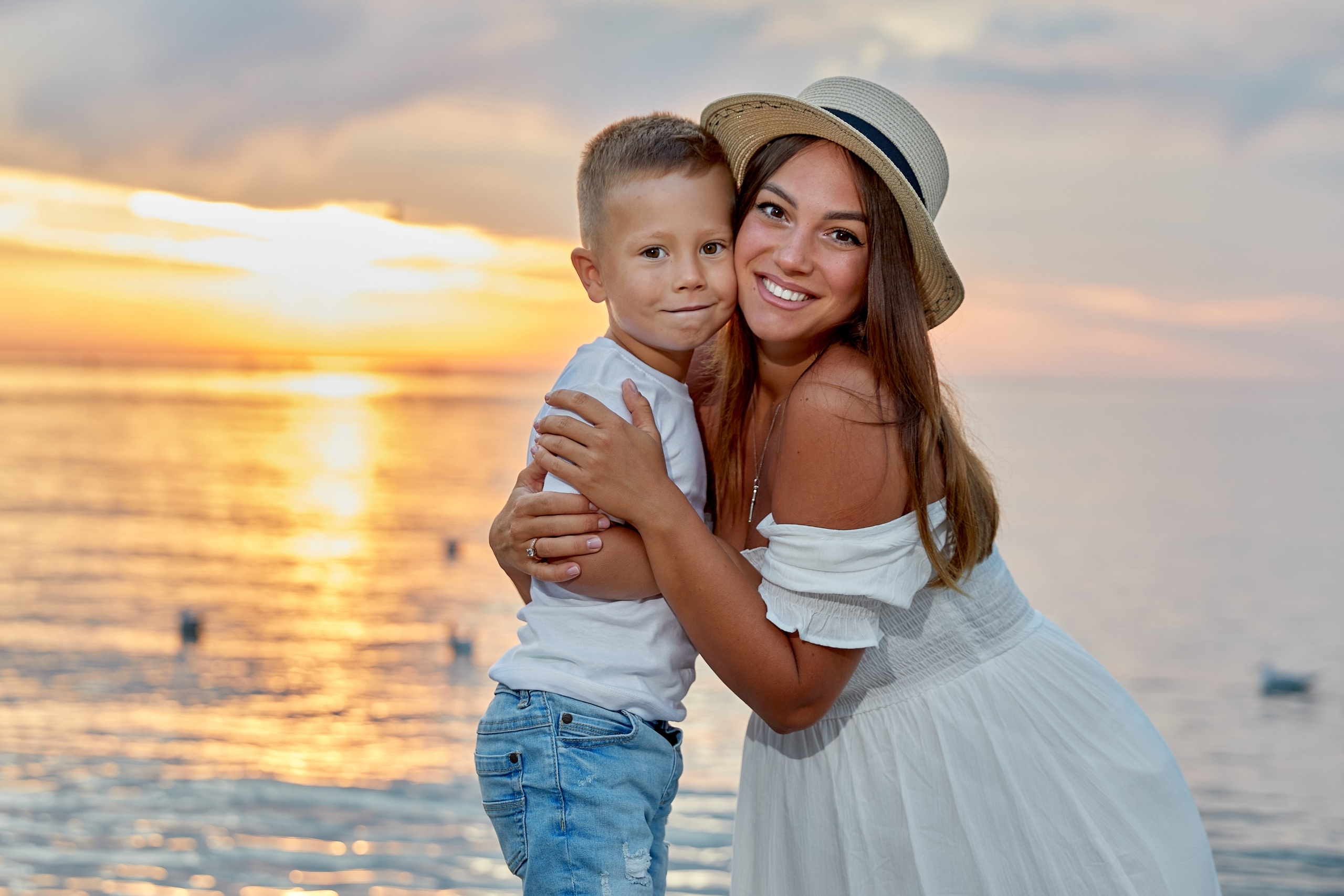 Семейная фотосессия Виктории, Максима и Тимурчика. Свадебный фотограф Батяло Сергей