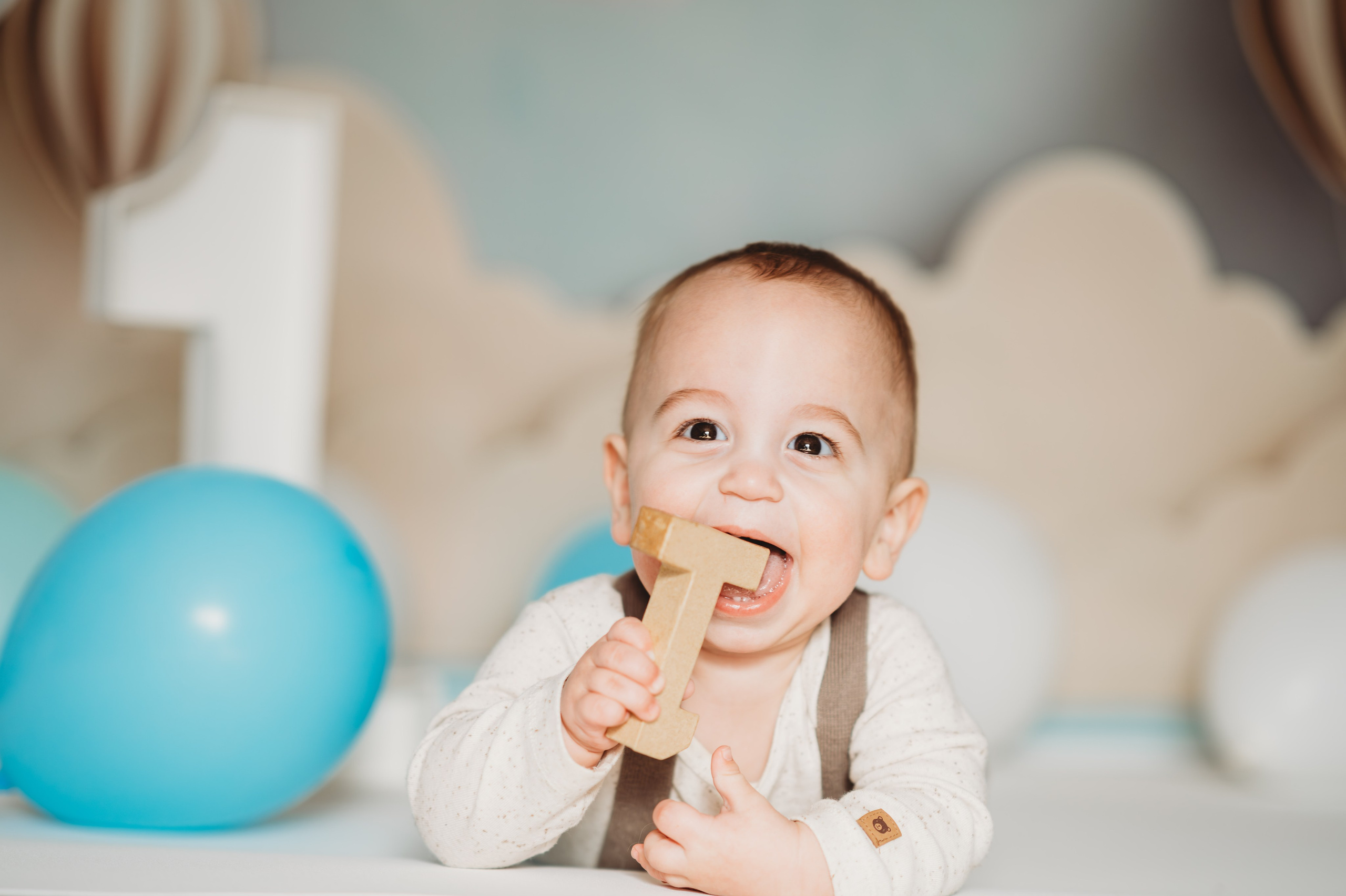 Cake Smash. Yana Shevtsova Family photographer