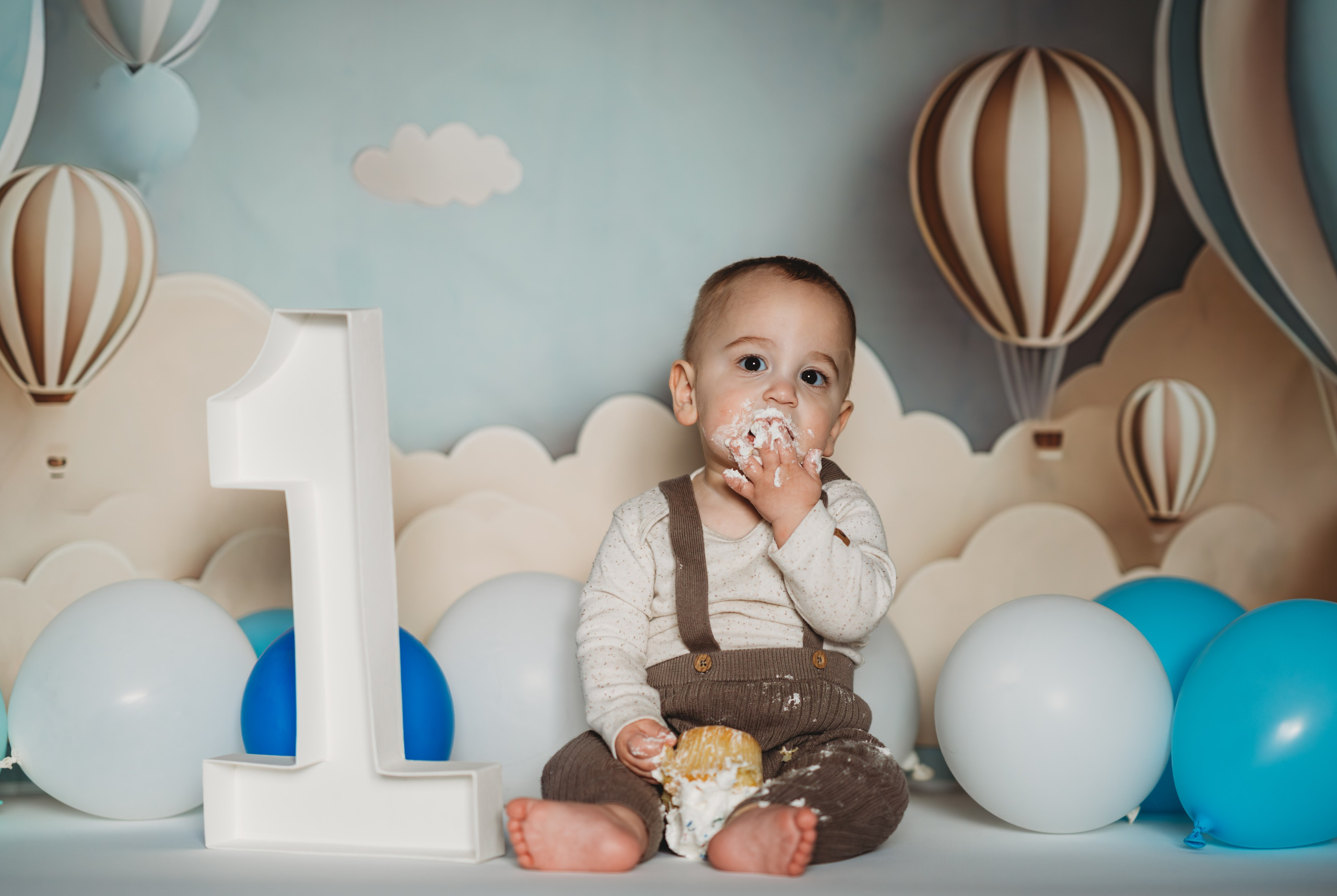 Cake Smash. Yana Shevtsova Family photographer