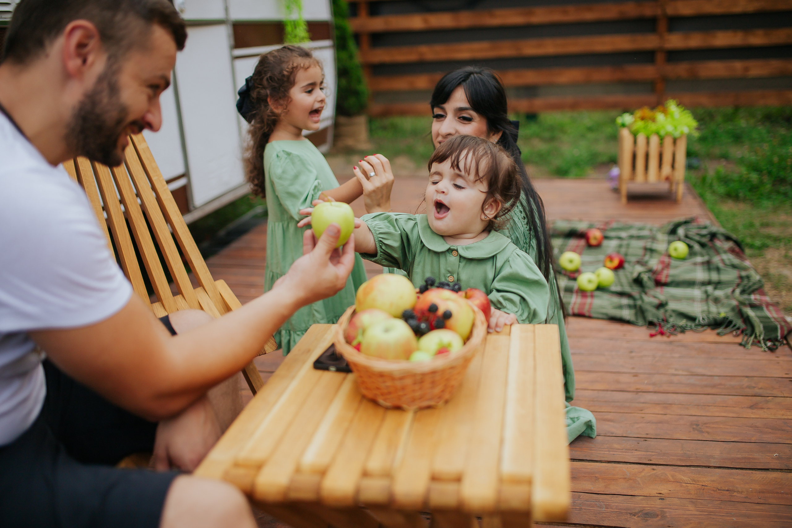 Сімейна фотосесфія в кемпінгу. Photographer ANNA PRUS