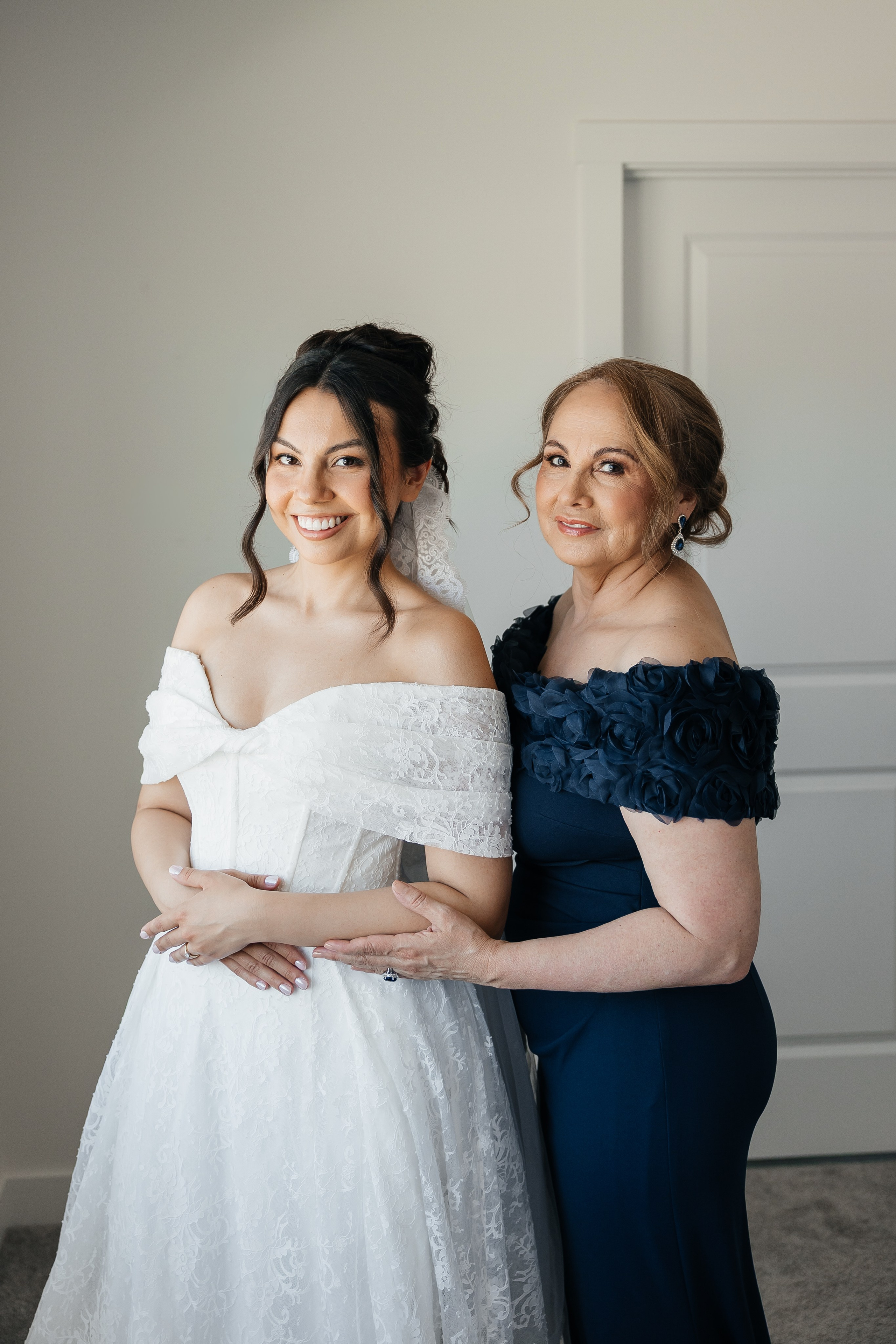 Laura&Roberto. Affordable Photographer in Calgary — Tetiana Shuhai