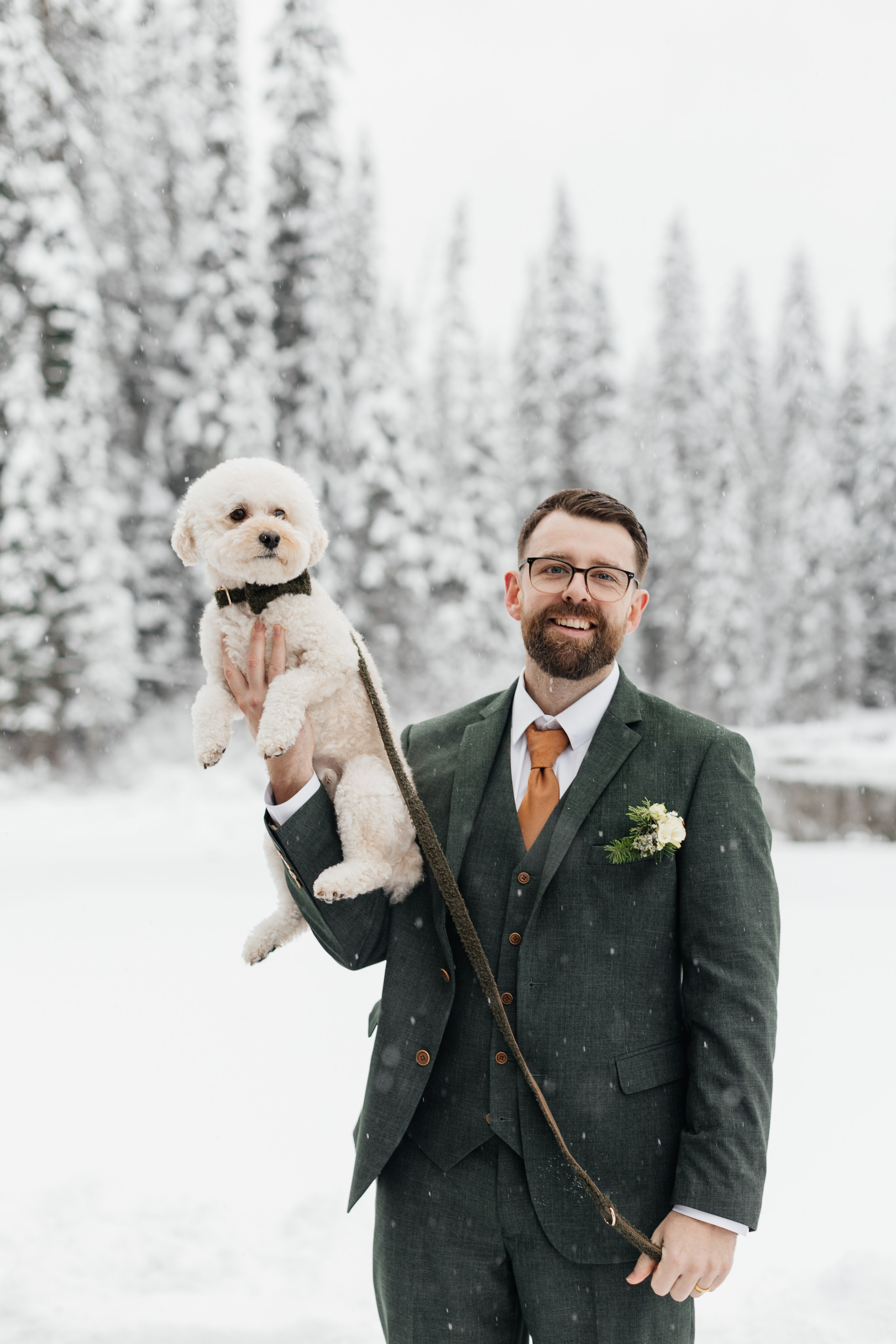 Winter wedding. Emerald lake lodge. Affordable Photographer in Calgary — Tetiana Shuhai