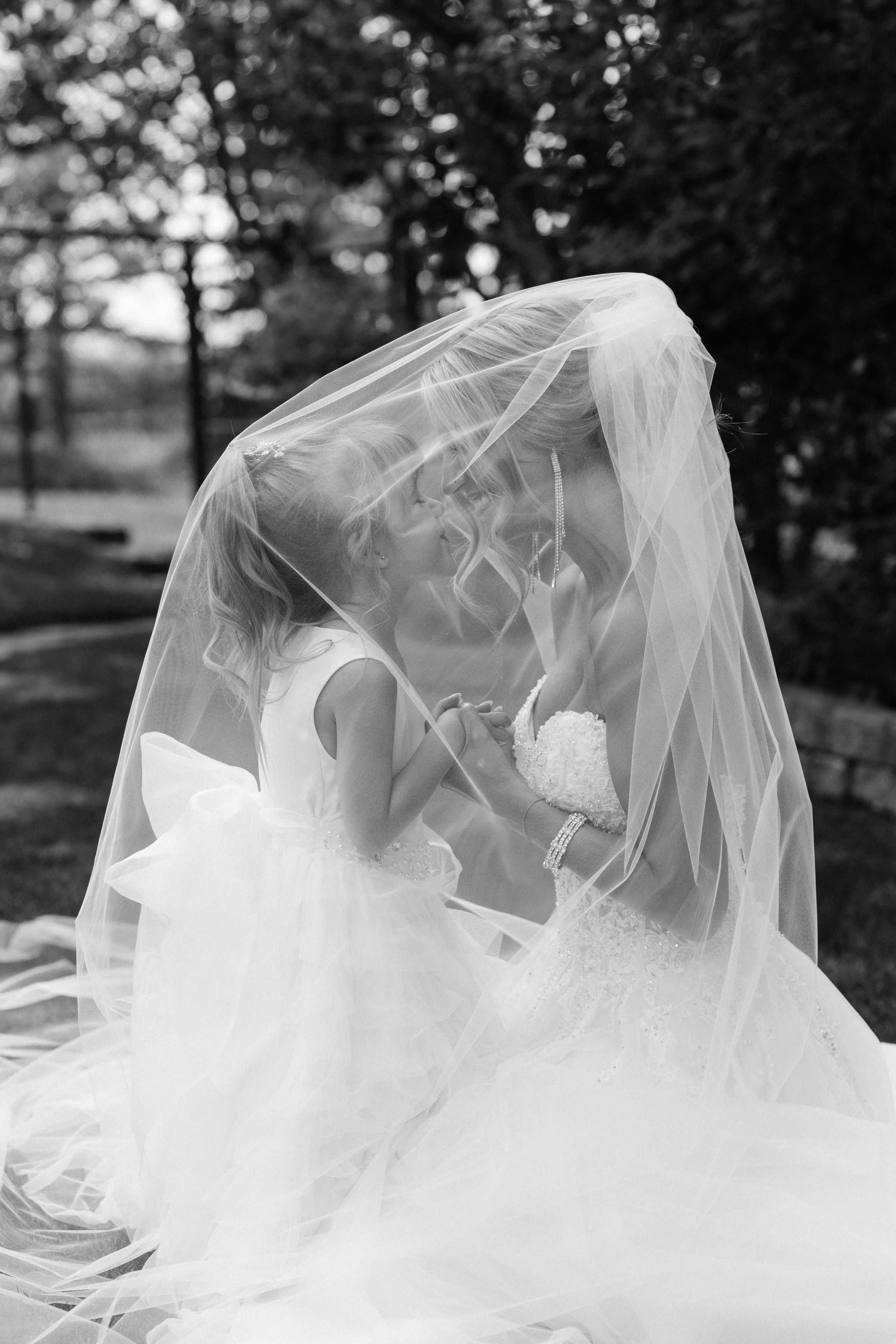 Lana&Quinn full gallery