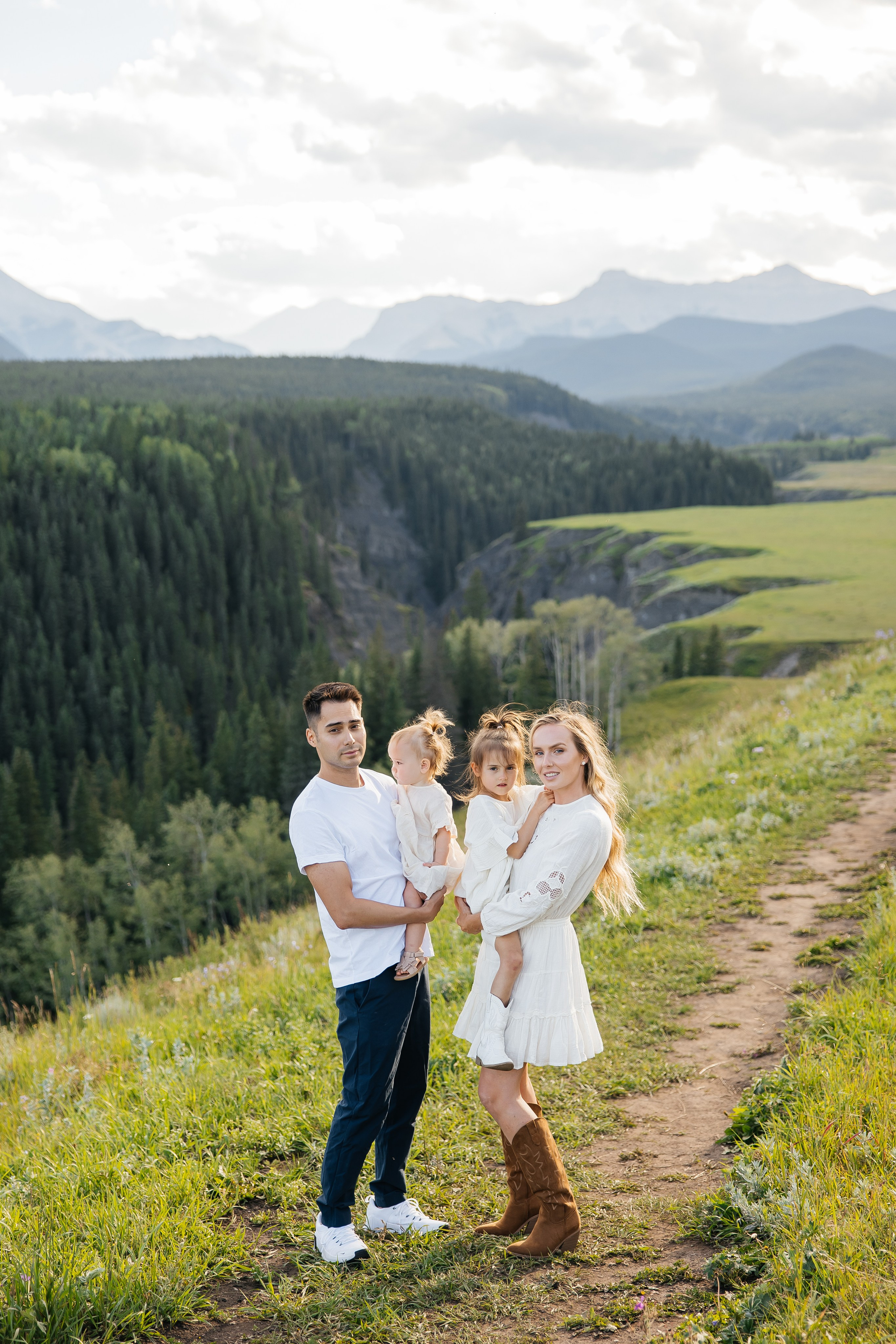 Family. Bighorh lookout