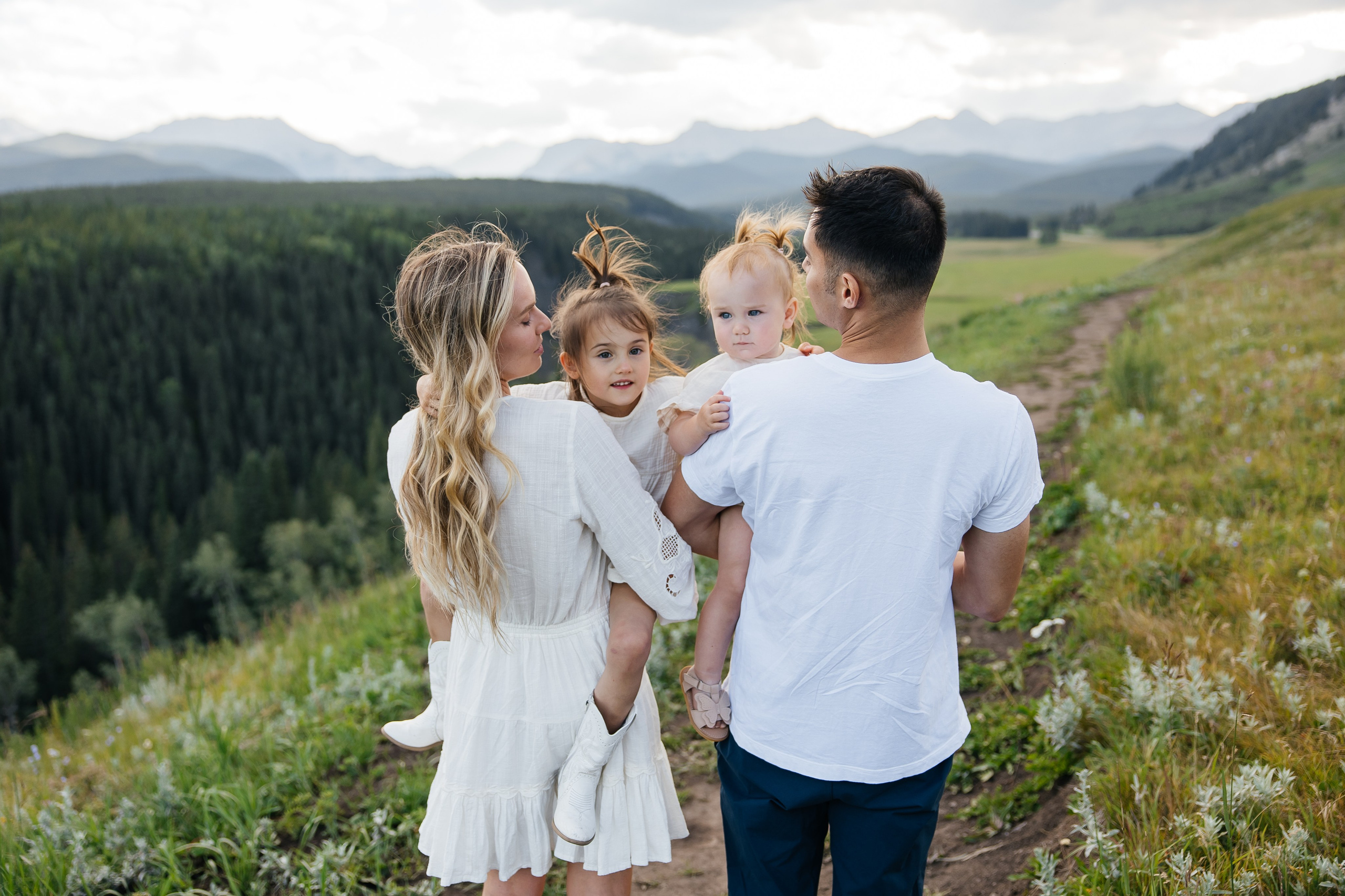 Family. Bighorh lookout