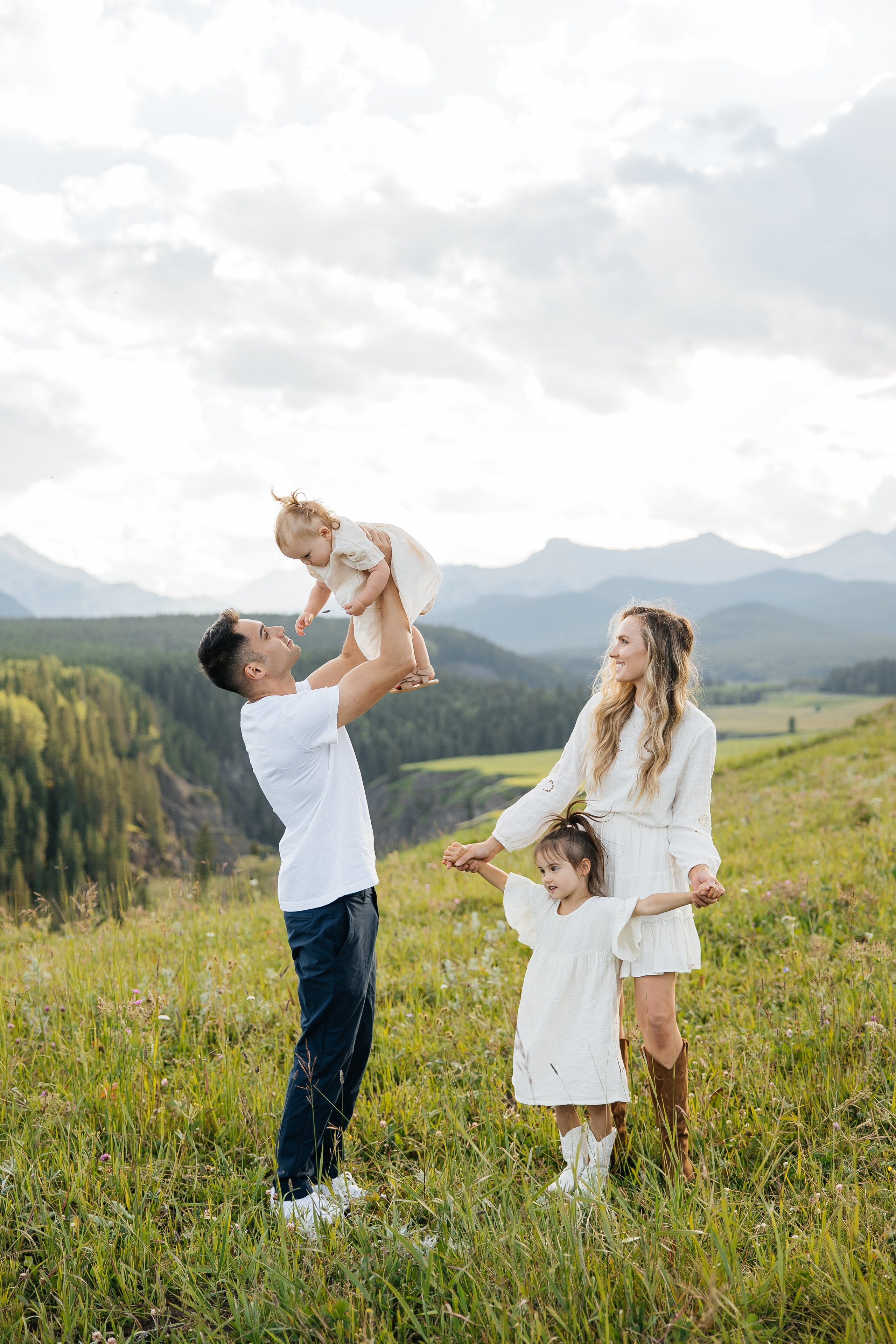 Family. Bighorh lookout