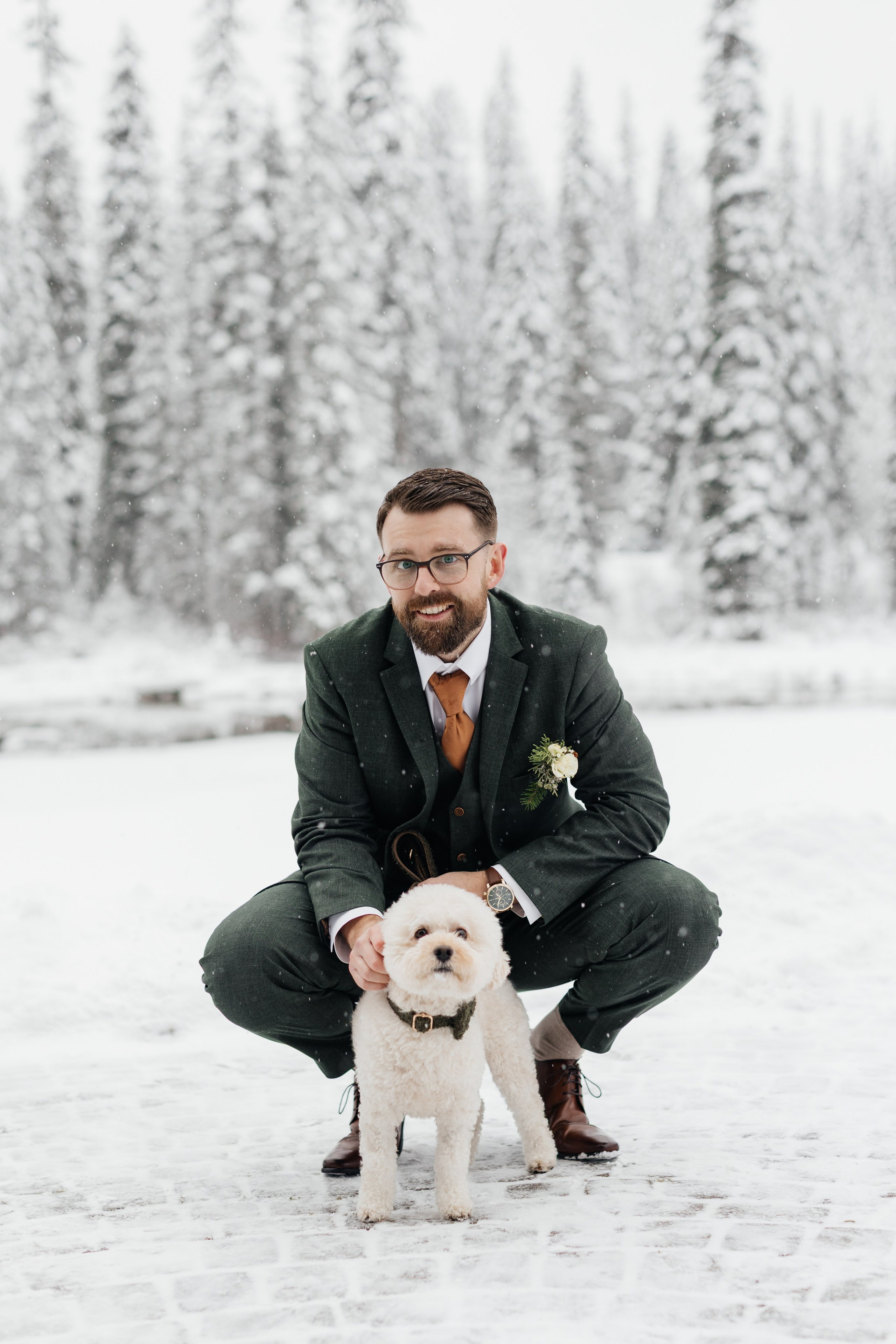 Winter wedding. Emerald lake lodge. Affordable Photographer in Calgary — Tetiana Shuhai