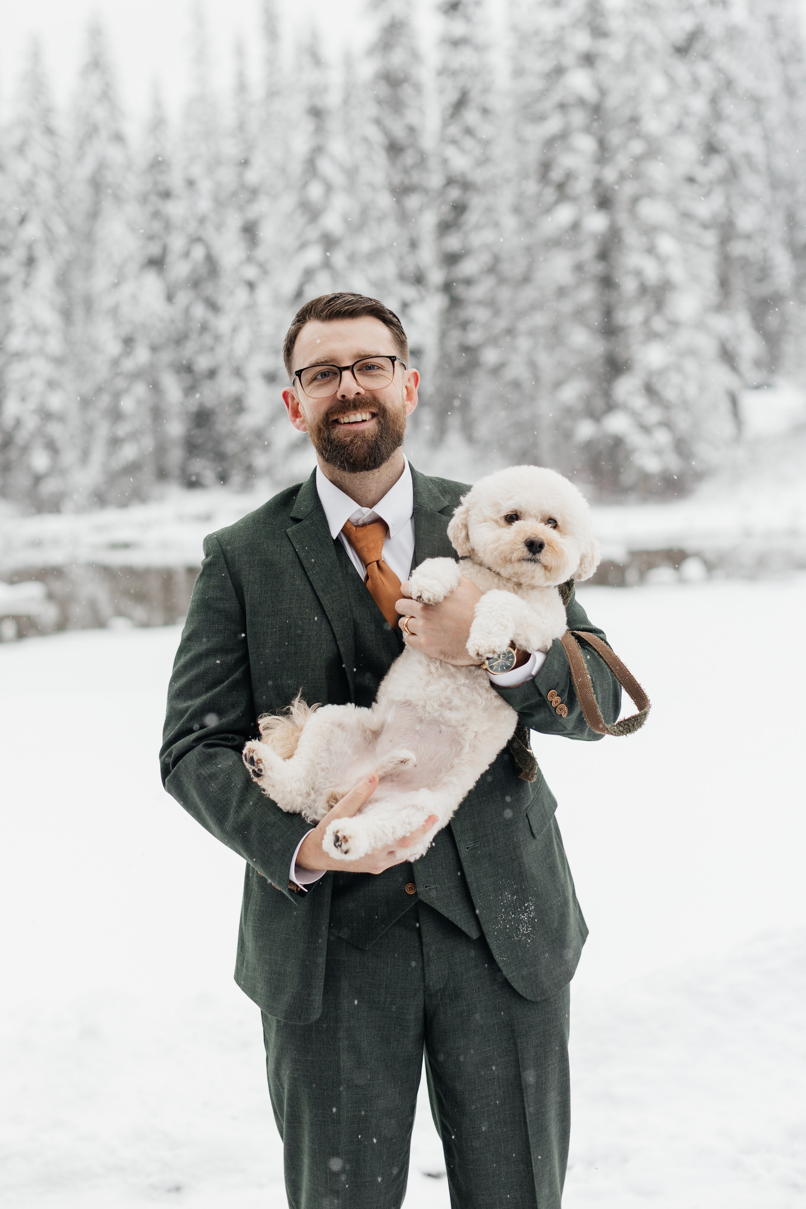 Winter wedding. Emerald lake lodge. Affordable Photographer in Calgary — Tetiana Shuhai
