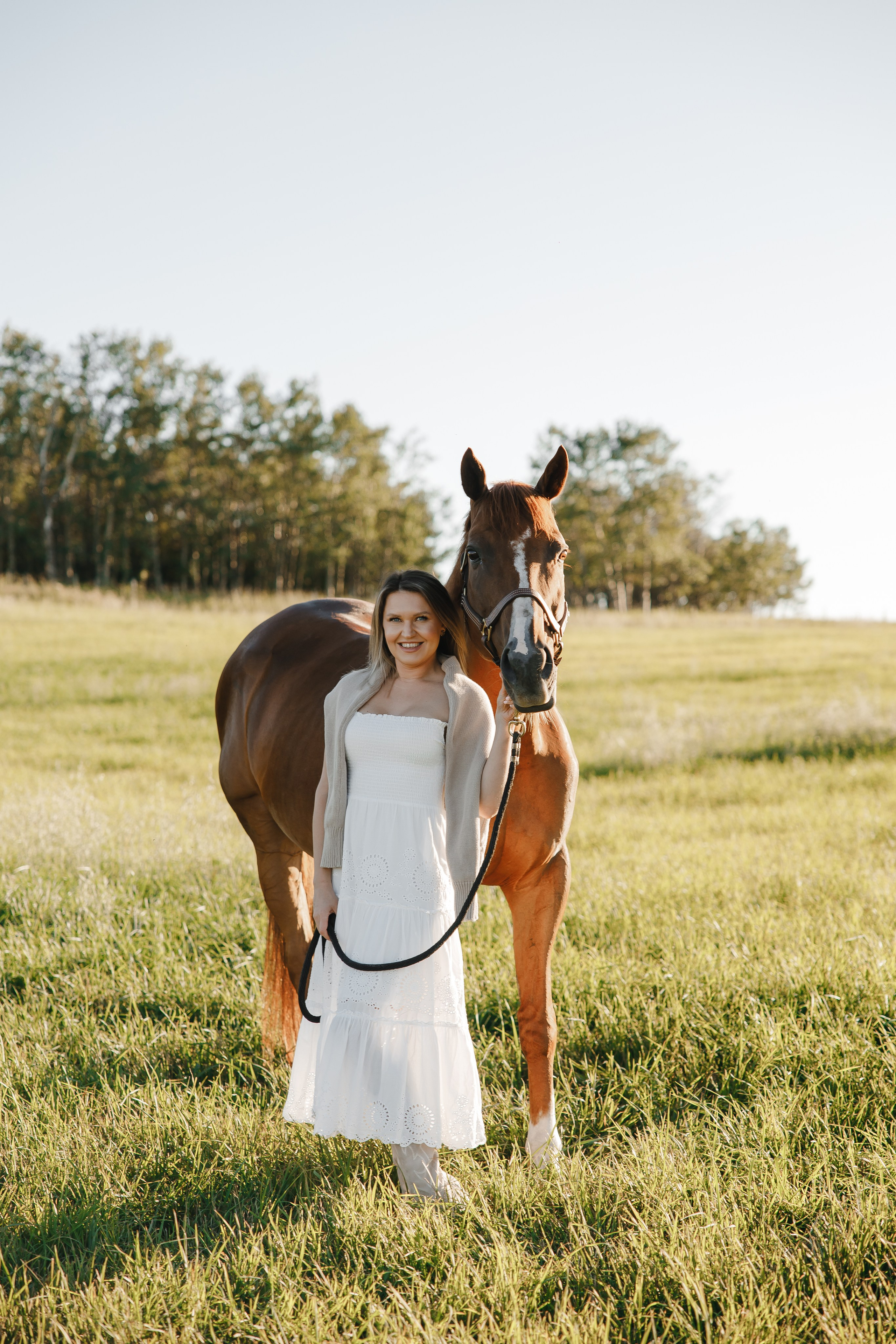 Maria. Sunset photoshoot with hourse