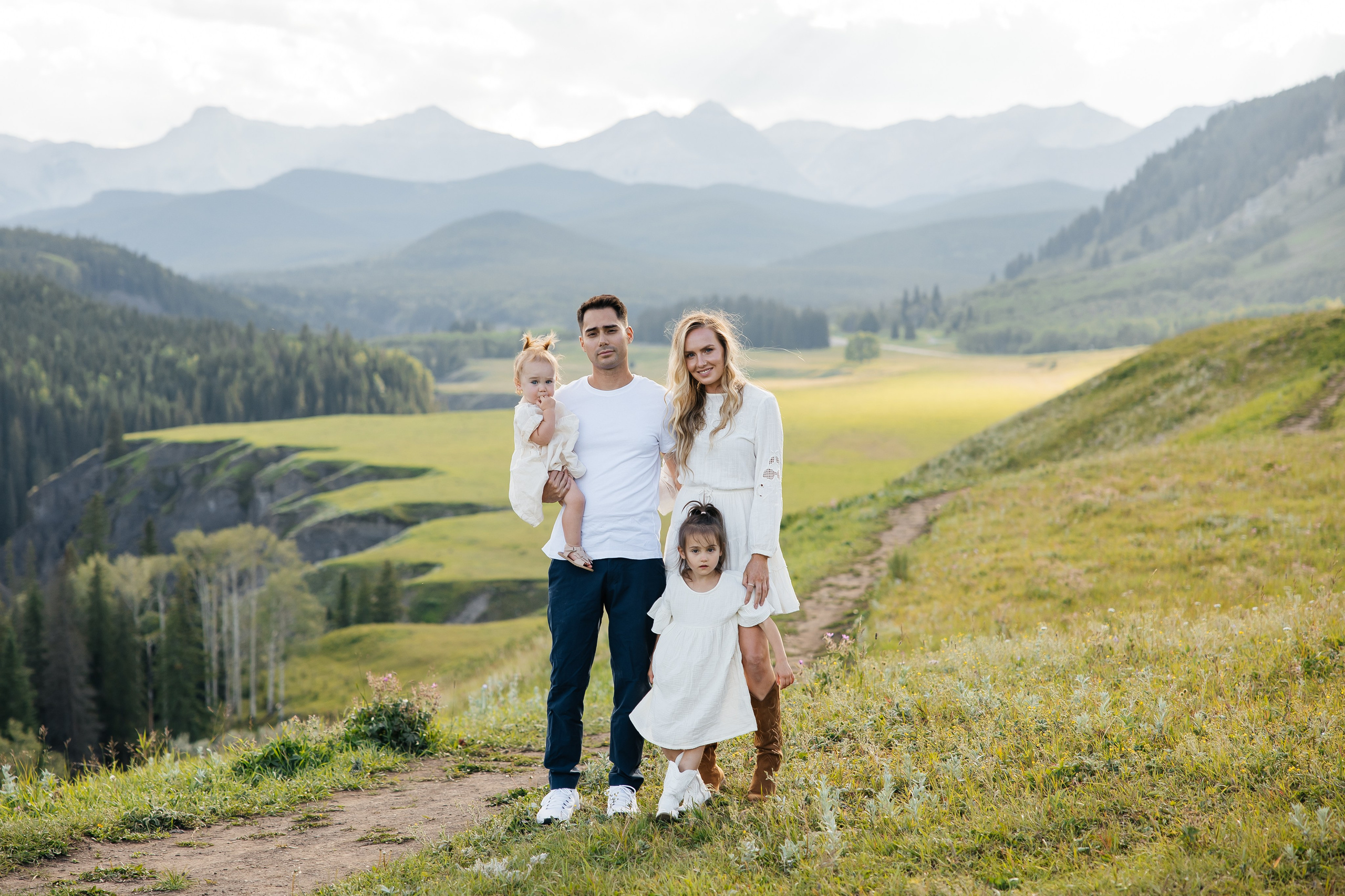 Family. Bighorh lookout