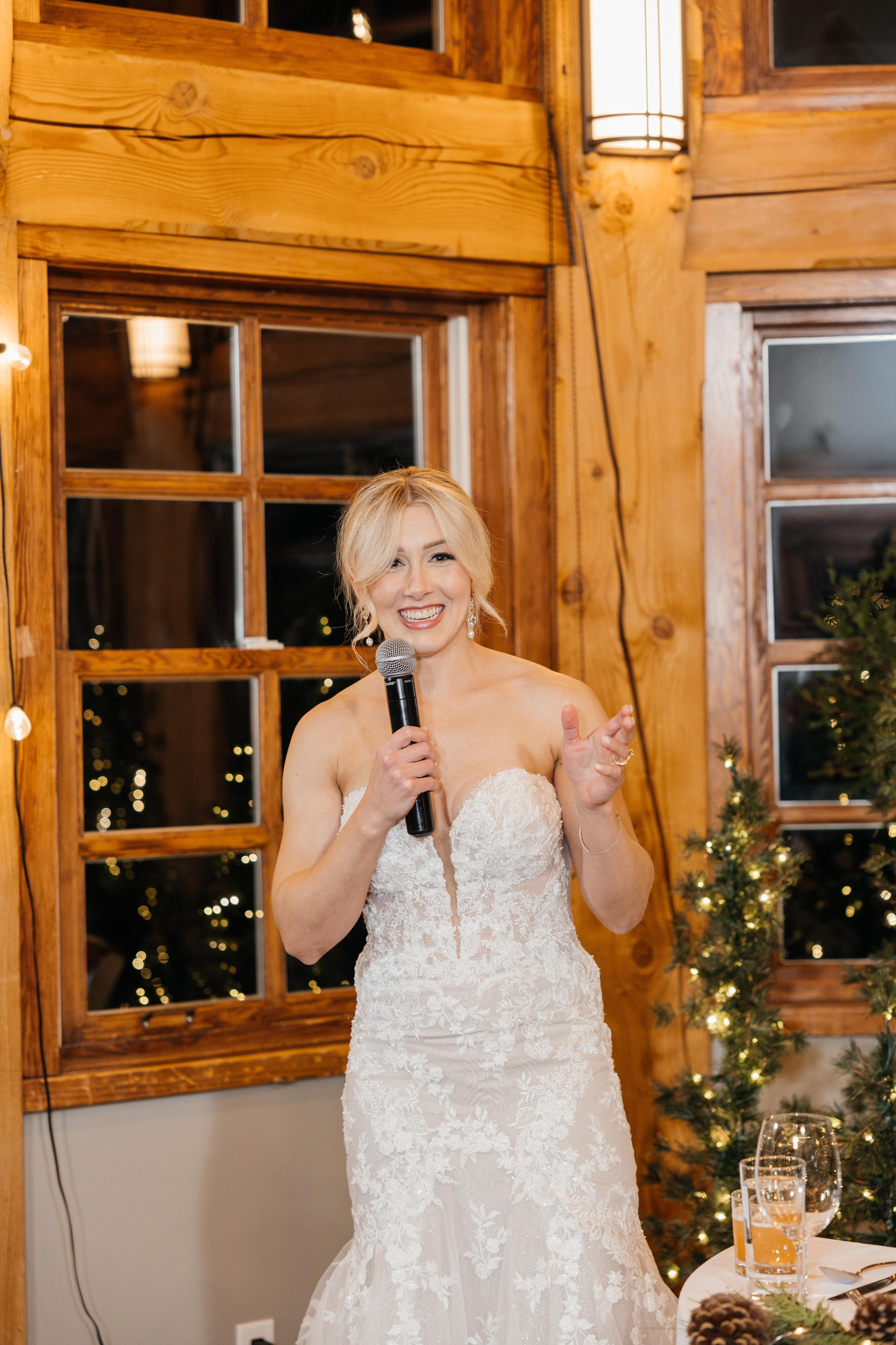Winter wedding. Emerald lake lodge. Affordable Photographer in Calgary — Tetiana Shuhai