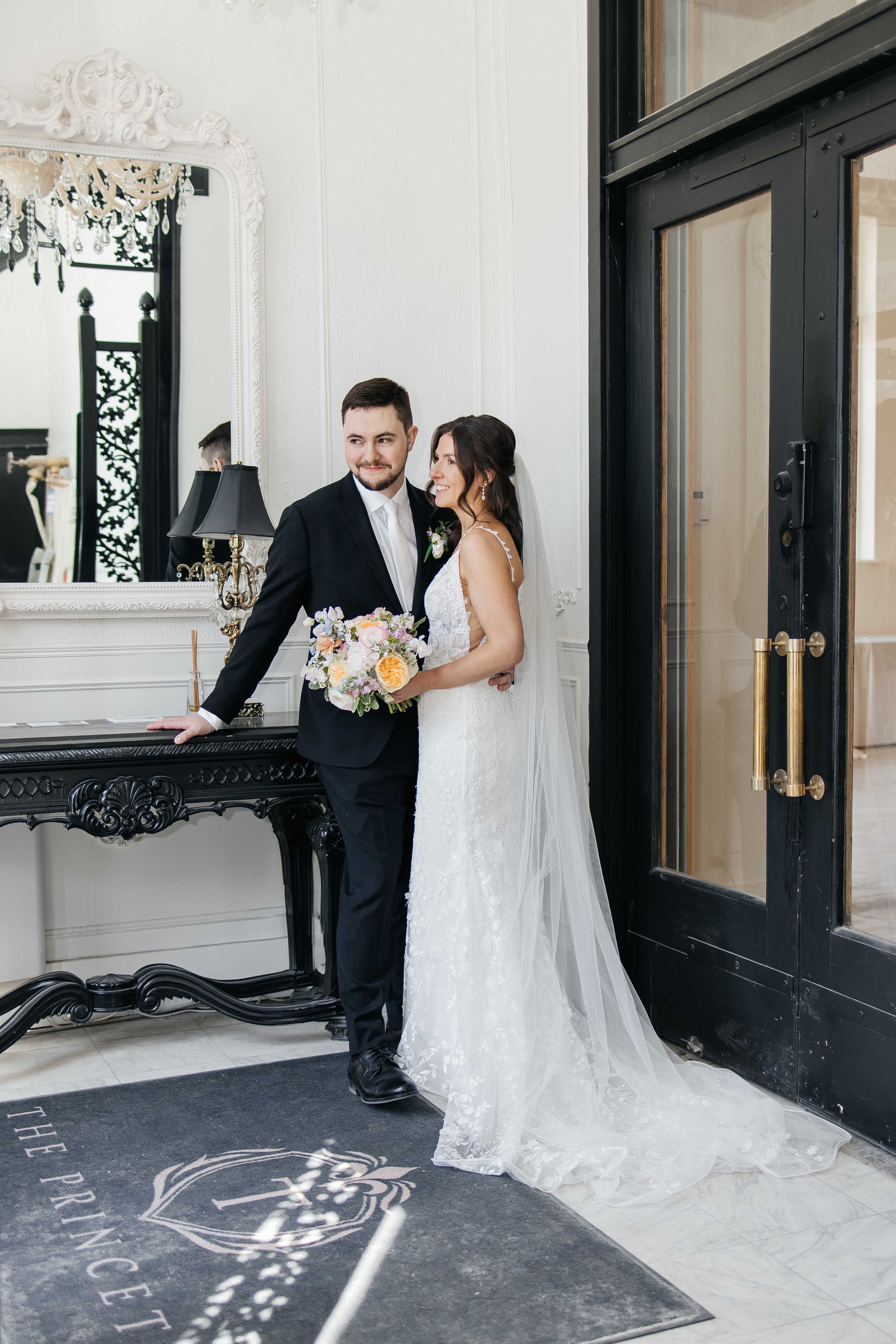 Bri&Matt. Affordable Photographer in Calgary — Tetiana Shuhai