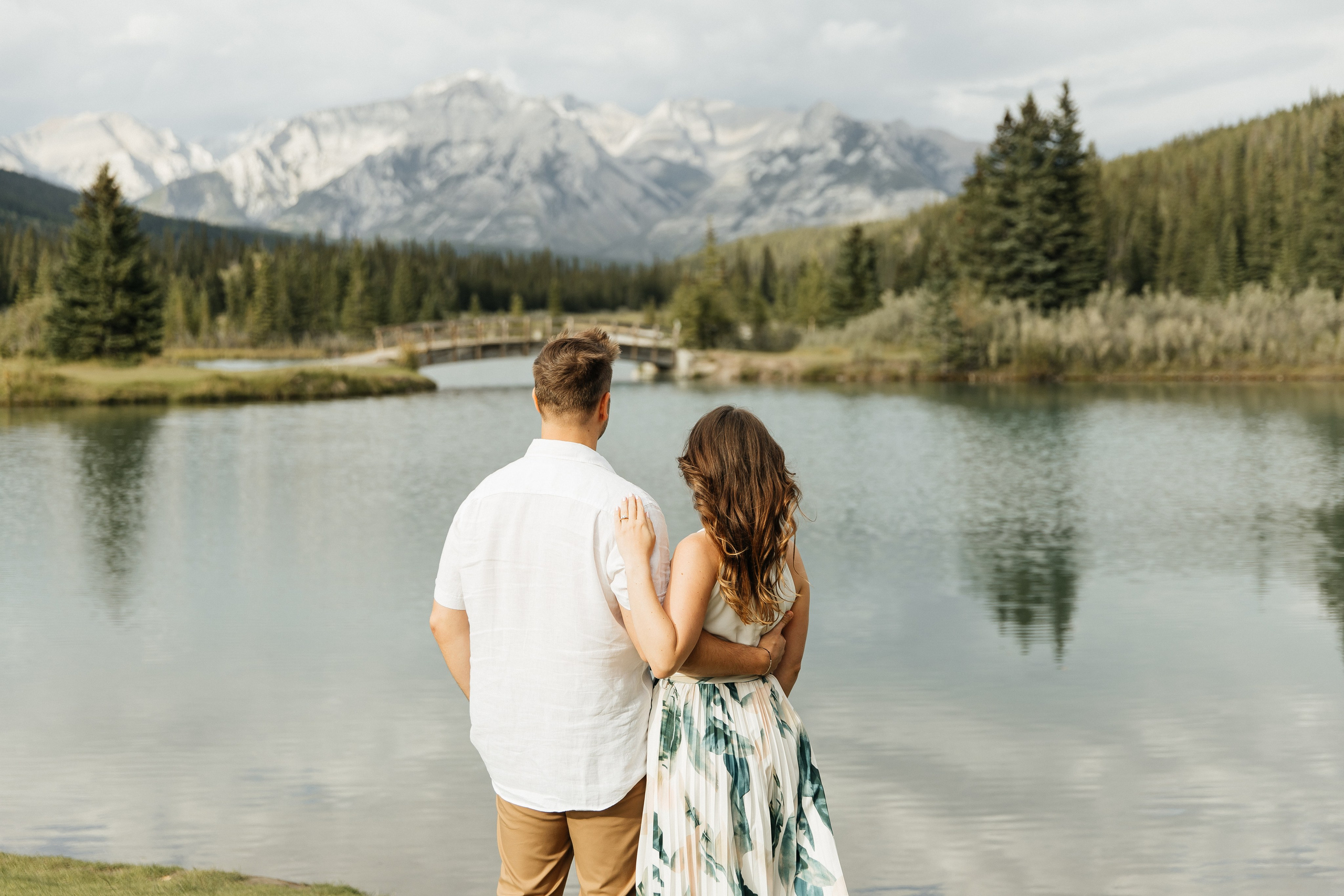 Top 7 Best Photoshoot Locations in Banff and Canmore for Families, Engagements, and Weddings