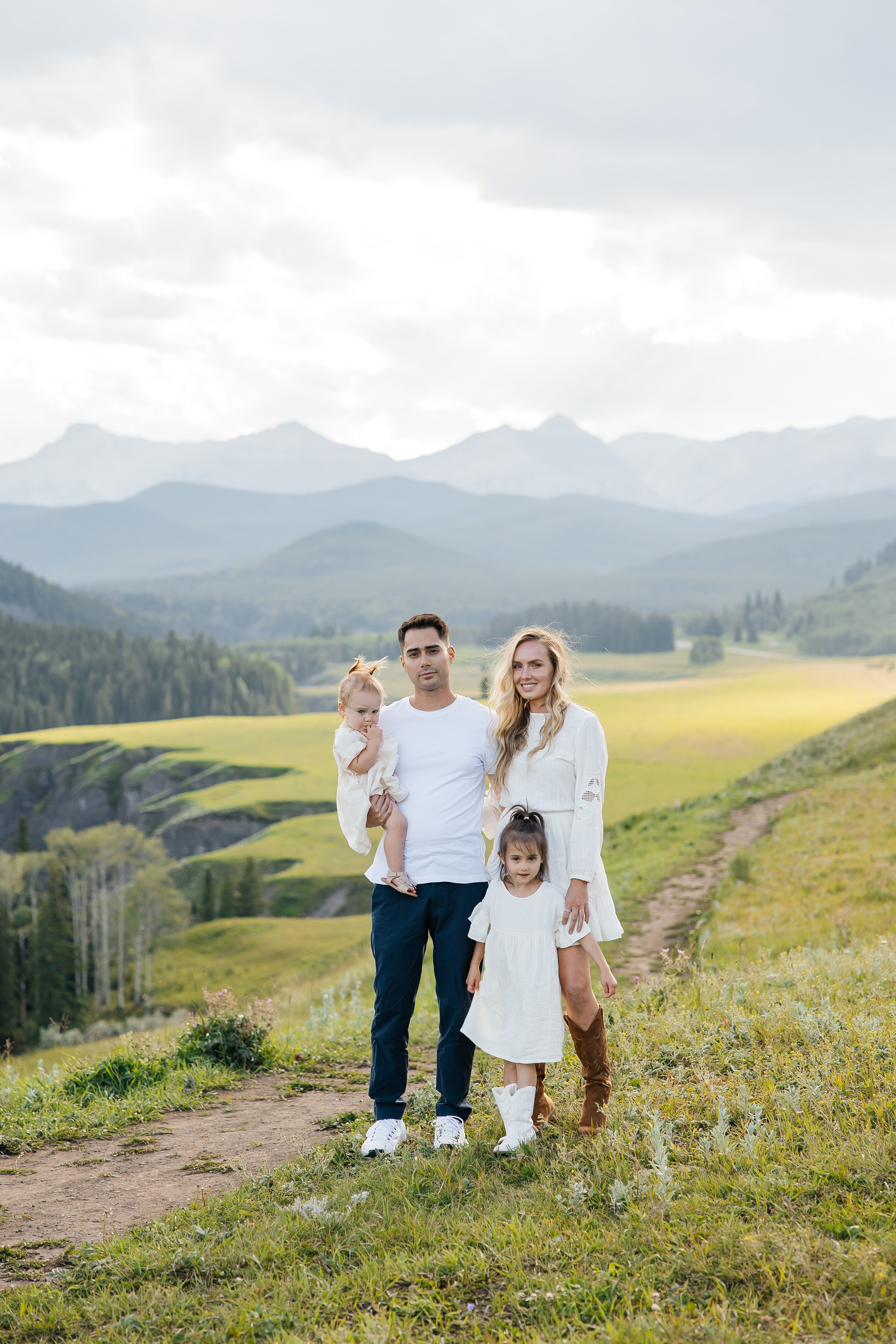 Family. Bighorh lookout