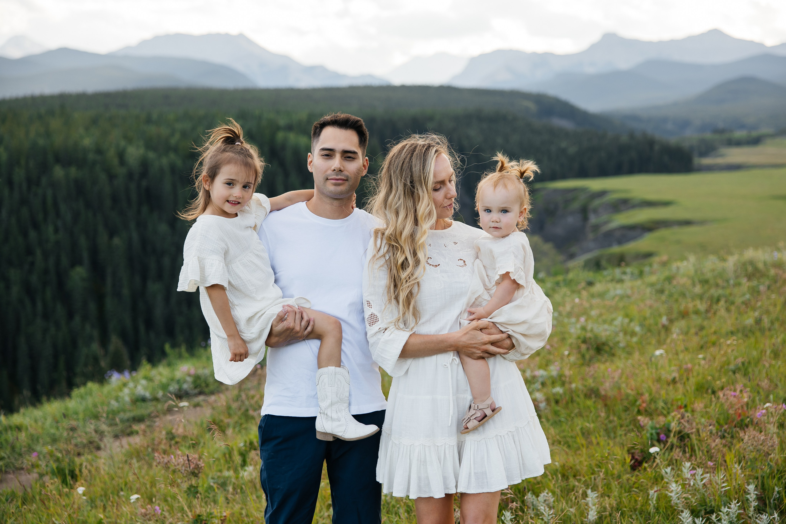 Family. Bighorh lookout