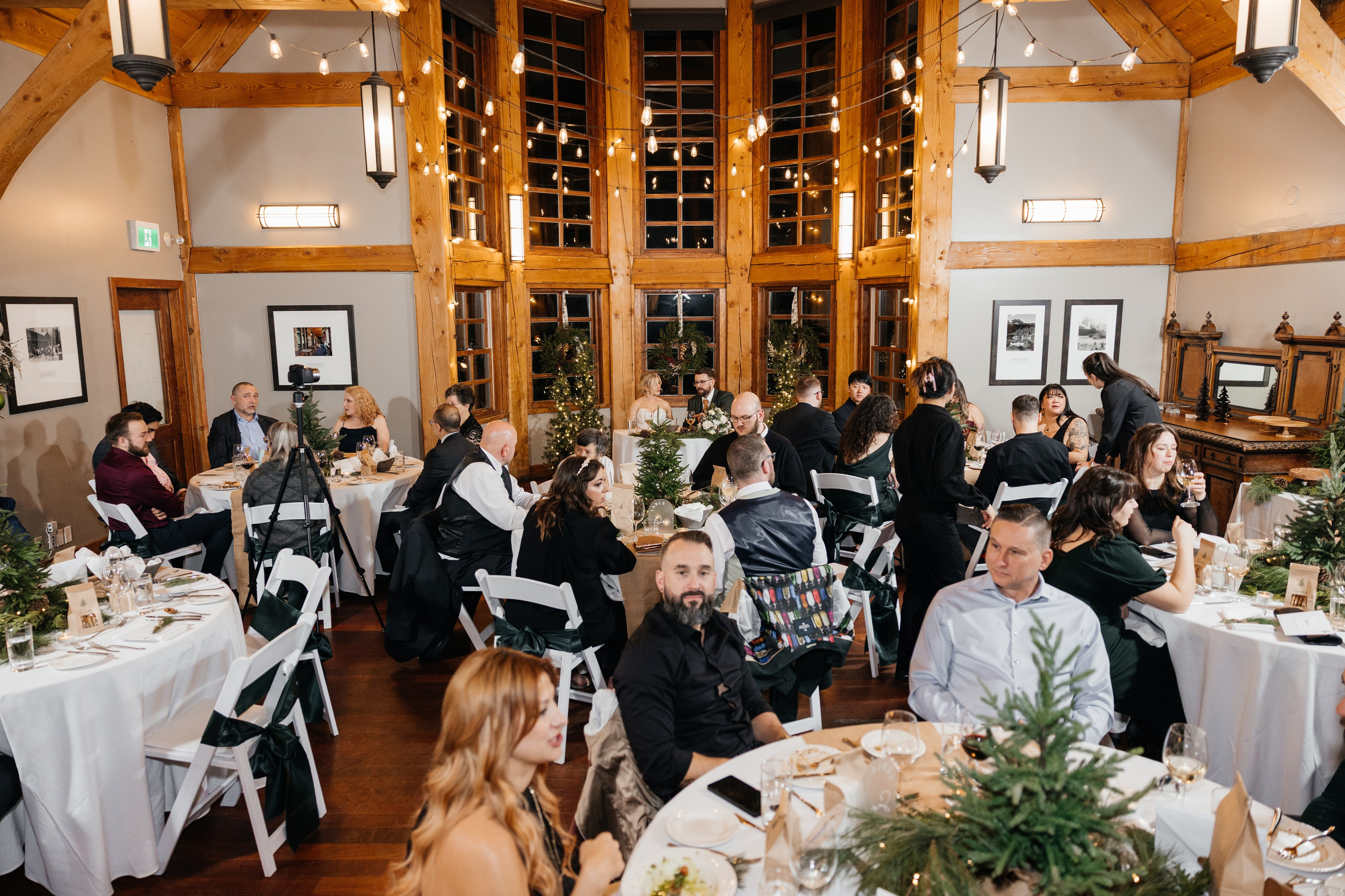 Winter wedding. Emerald lake lodge. Affordable Photographer in Calgary — Tetiana Shuhai