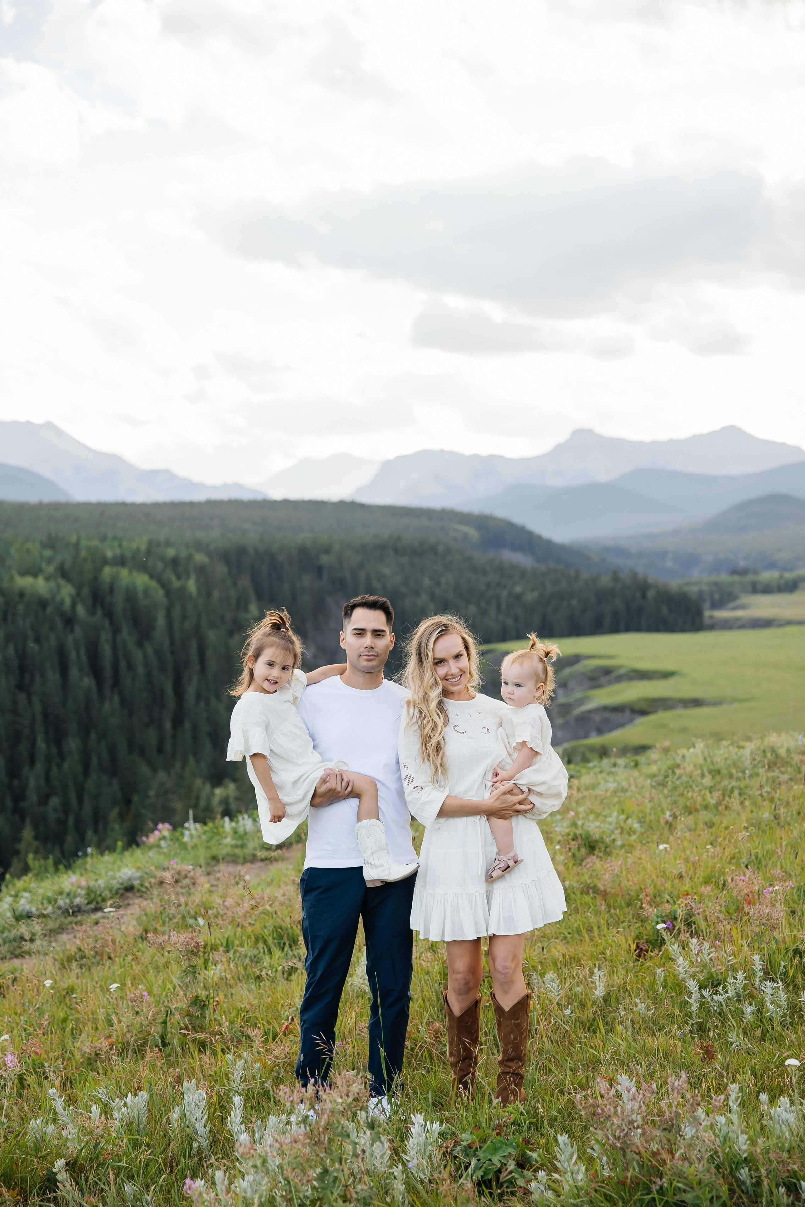 Family. Bighorh lookout