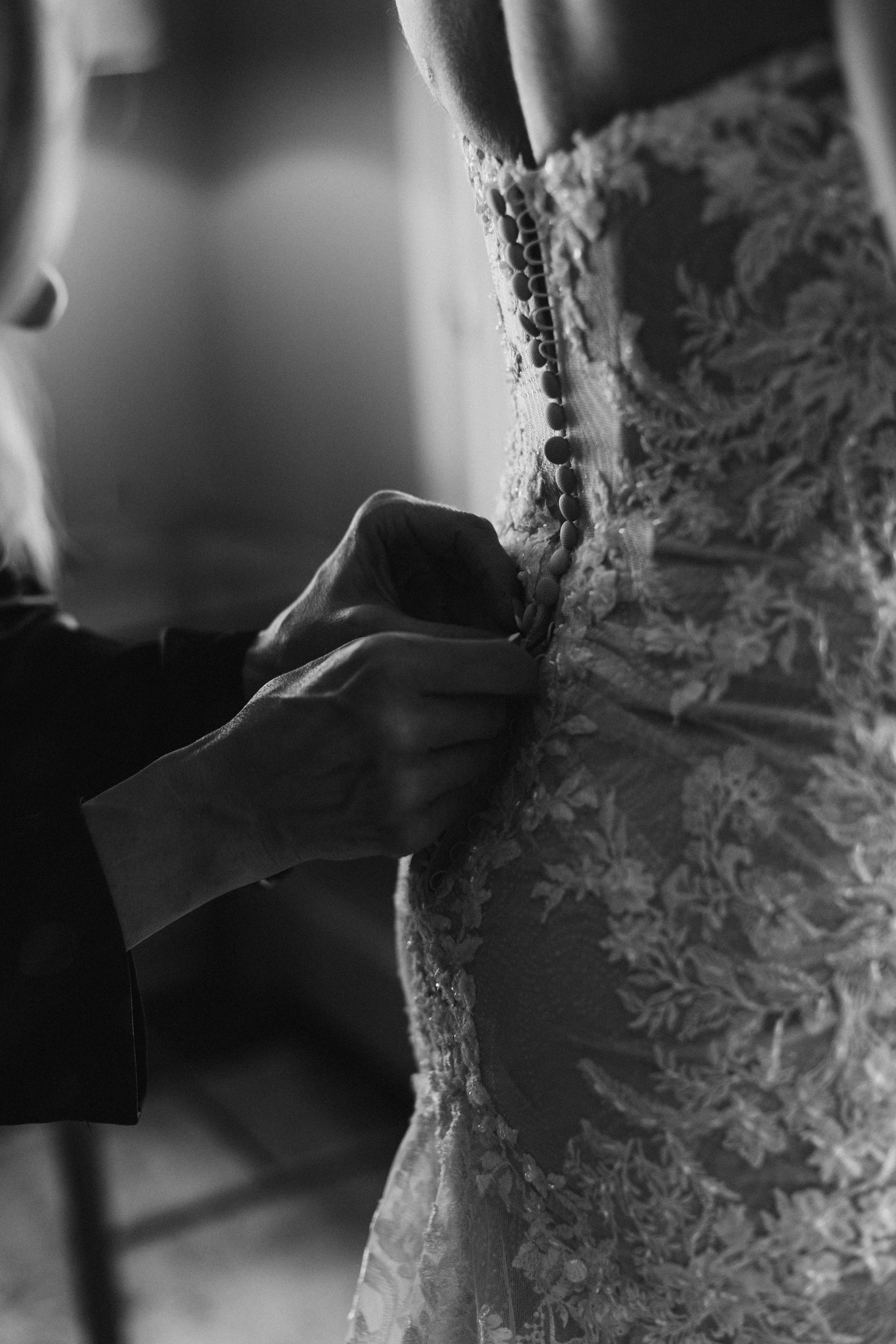 Winter wedding. Emerald lake lodge. Affordable Photographer in Calgary — Tetiana Shuhai