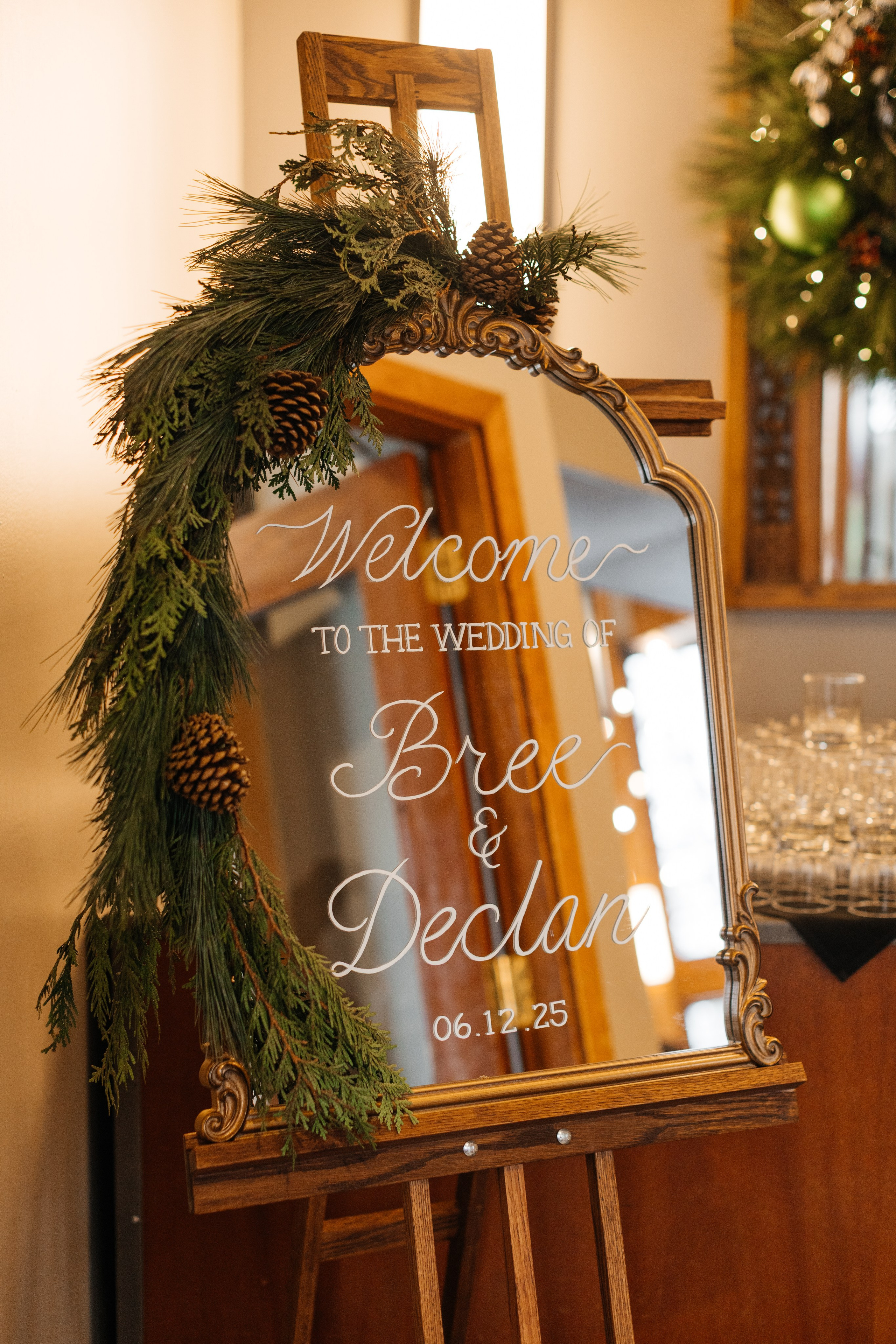 Winter wedding. Emerald lake lodge. Affordable Photographer in Calgary — Tetiana Shuhai