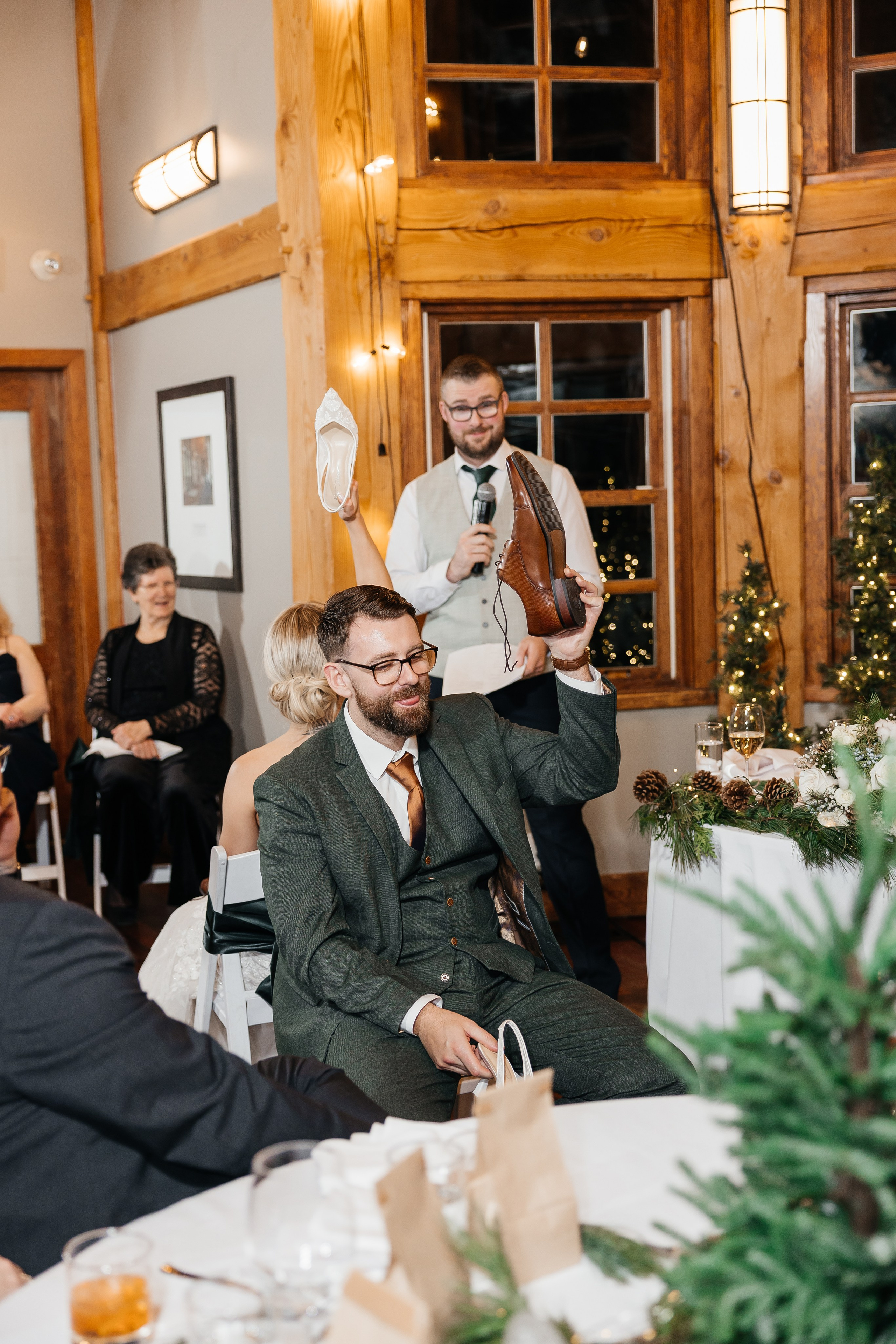 Winter wedding. Emerald lake lodge. Affordable Photographer in Calgary — Tetiana Shuhai
