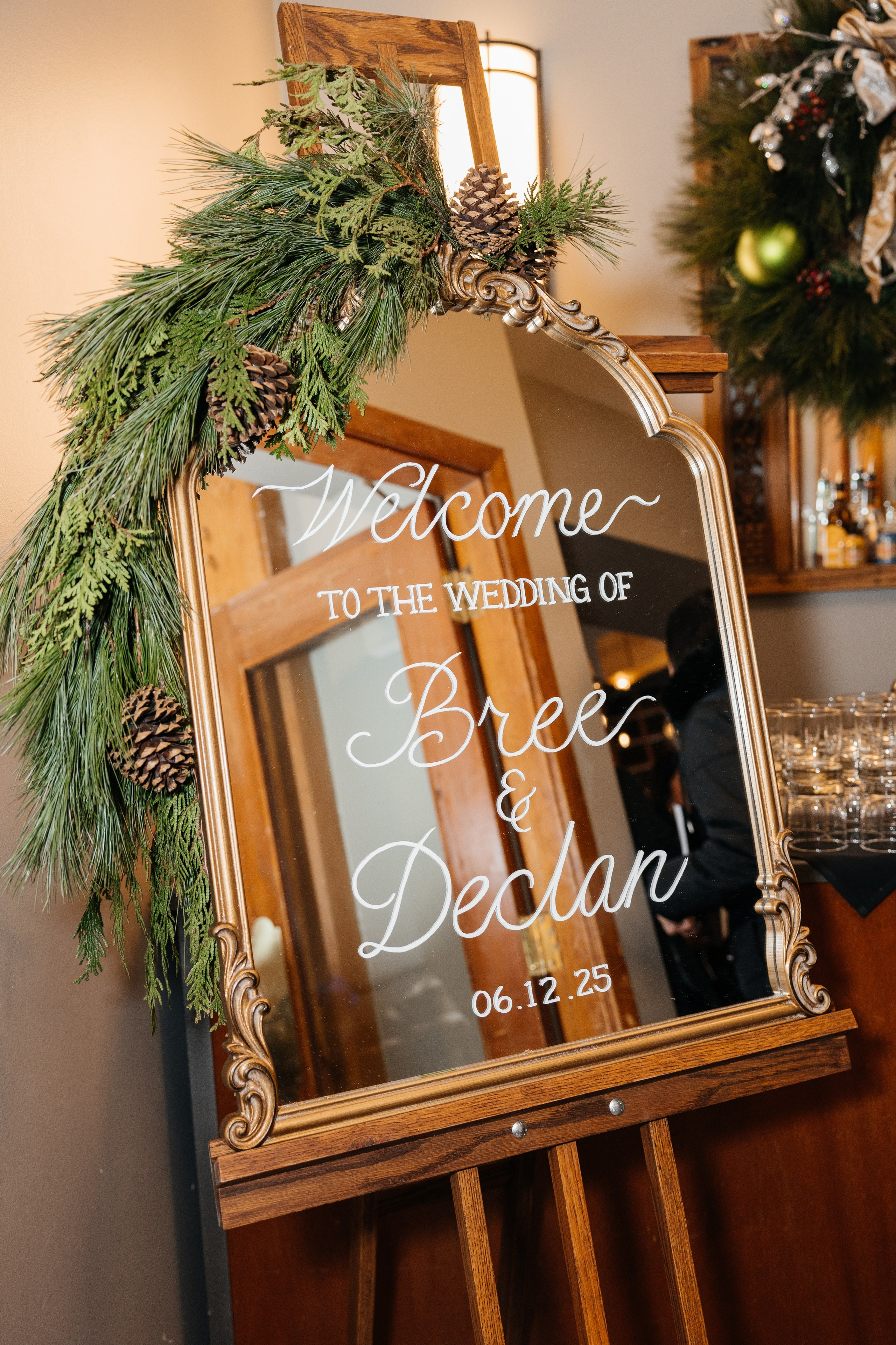 Winter wedding. Emerald lake lodge. Affordable Photographer in Calgary — Tetiana Shuhai