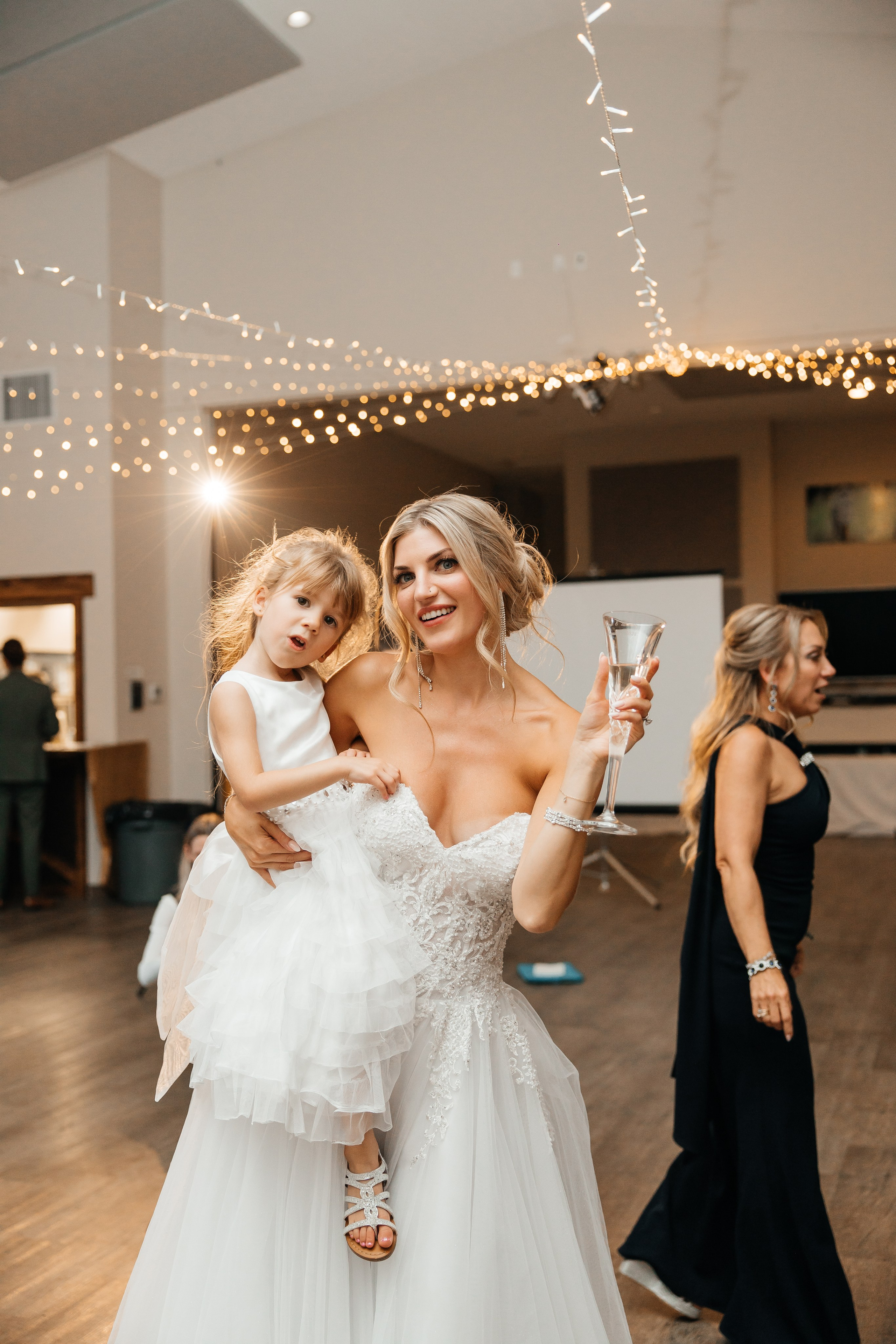 Lana&Quinn full gallery