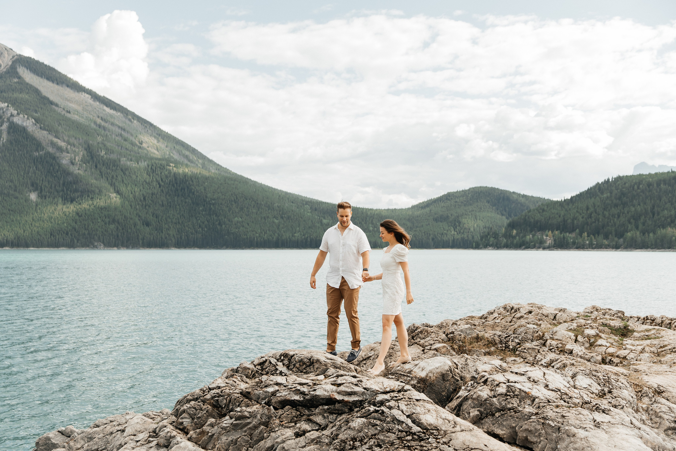 Top 7 Best Photoshoot Locations in Banff and Canmore for Families, Engagements, and Weddings