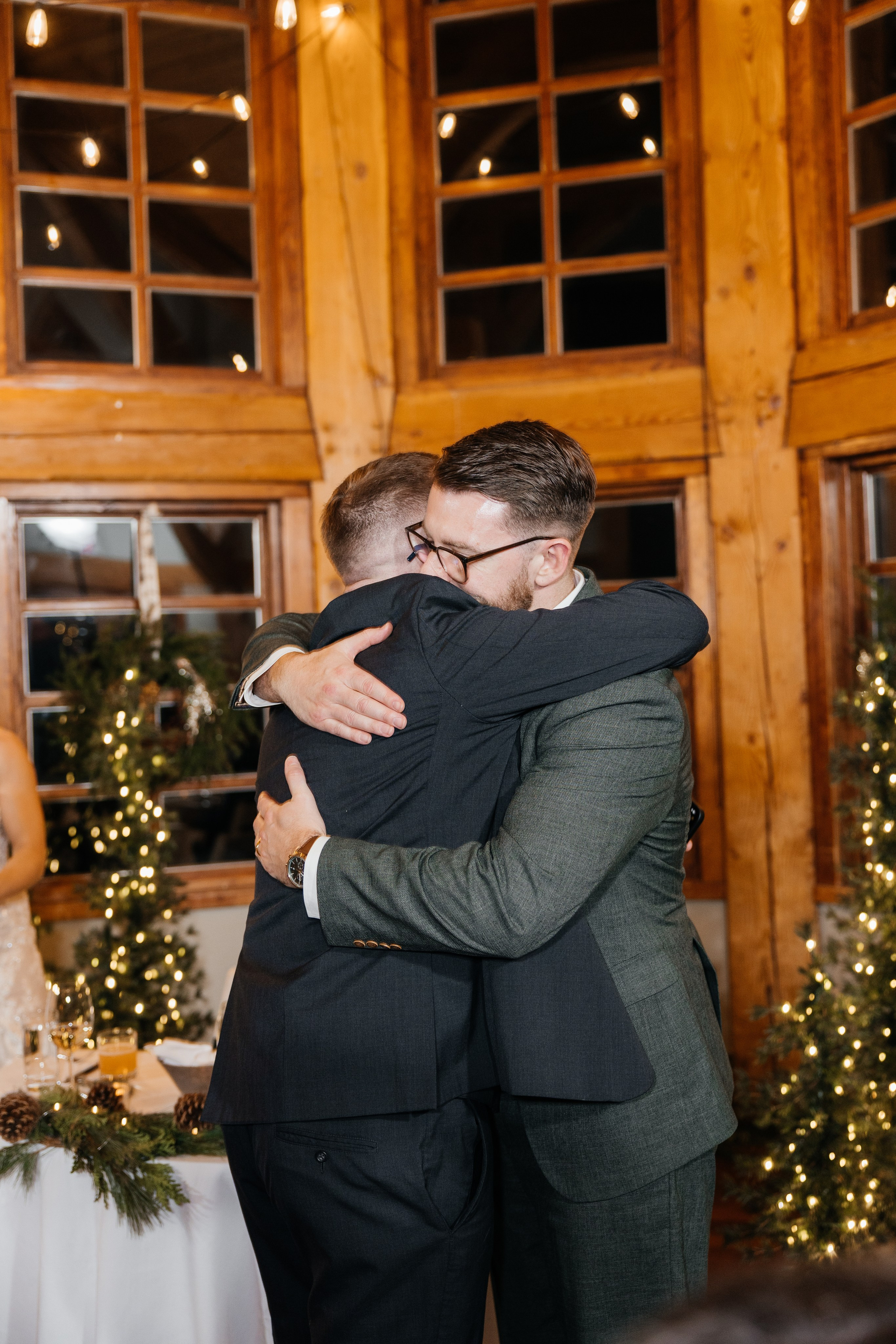 Winter wedding. Emerald lake lodge. Affordable Photographer in Calgary — Tetiana Shuhai
