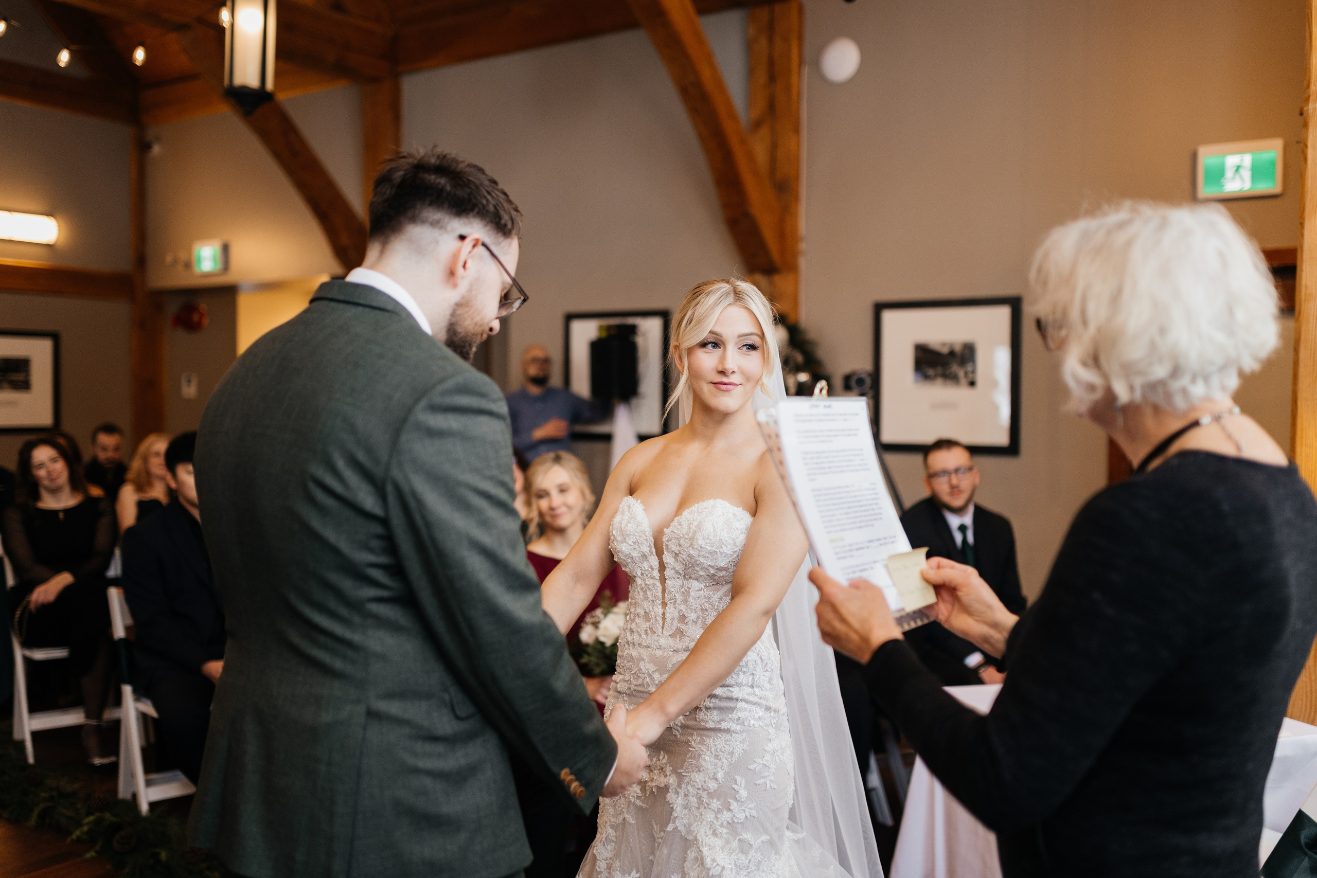 Winter wedding. Emerald lake lodge. Affordable Photographer in Calgary — Tetiana Shuhai