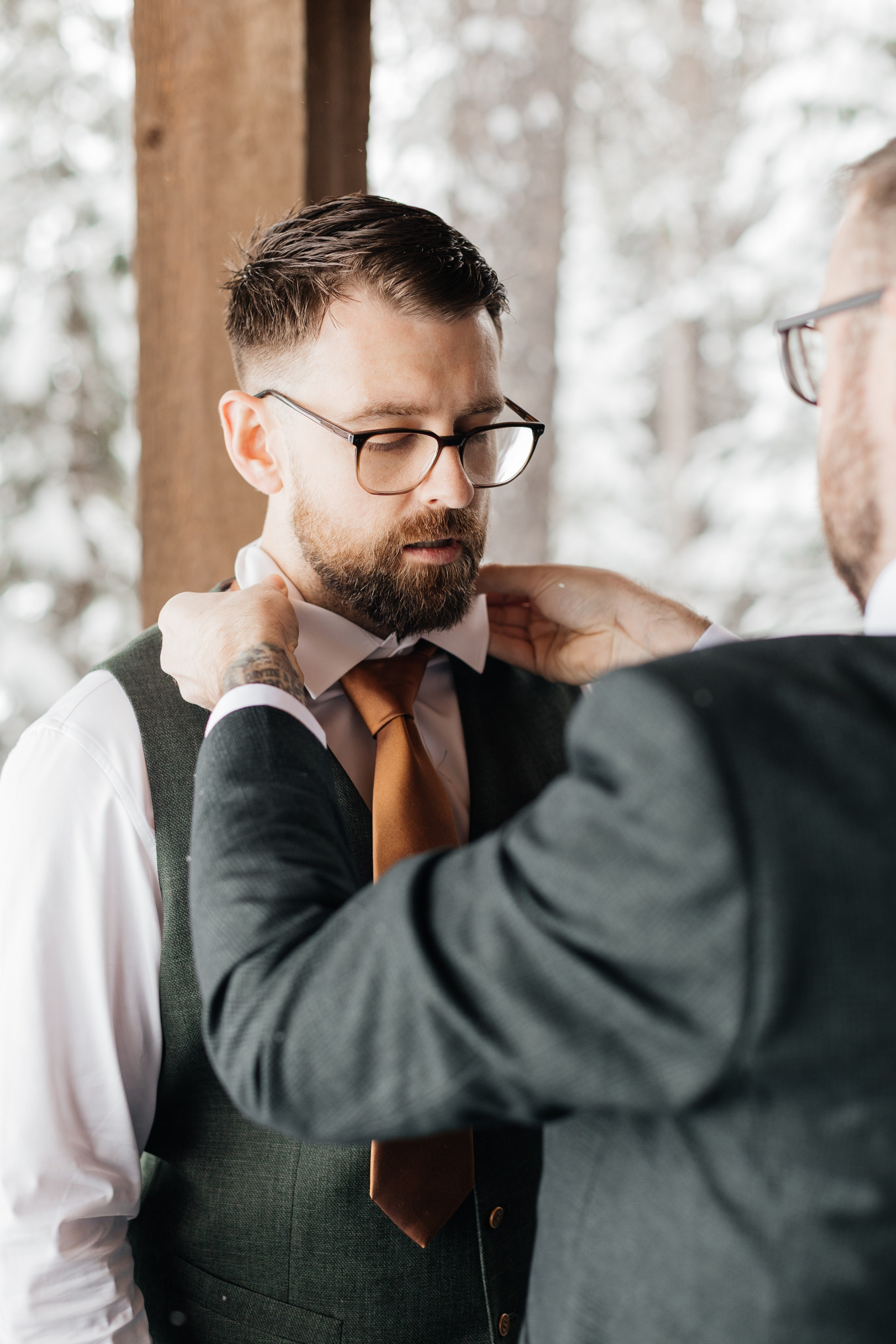 Winter wedding. Emerald lake lodge. Affordable Photographer in Calgary — Tetiana Shuhai