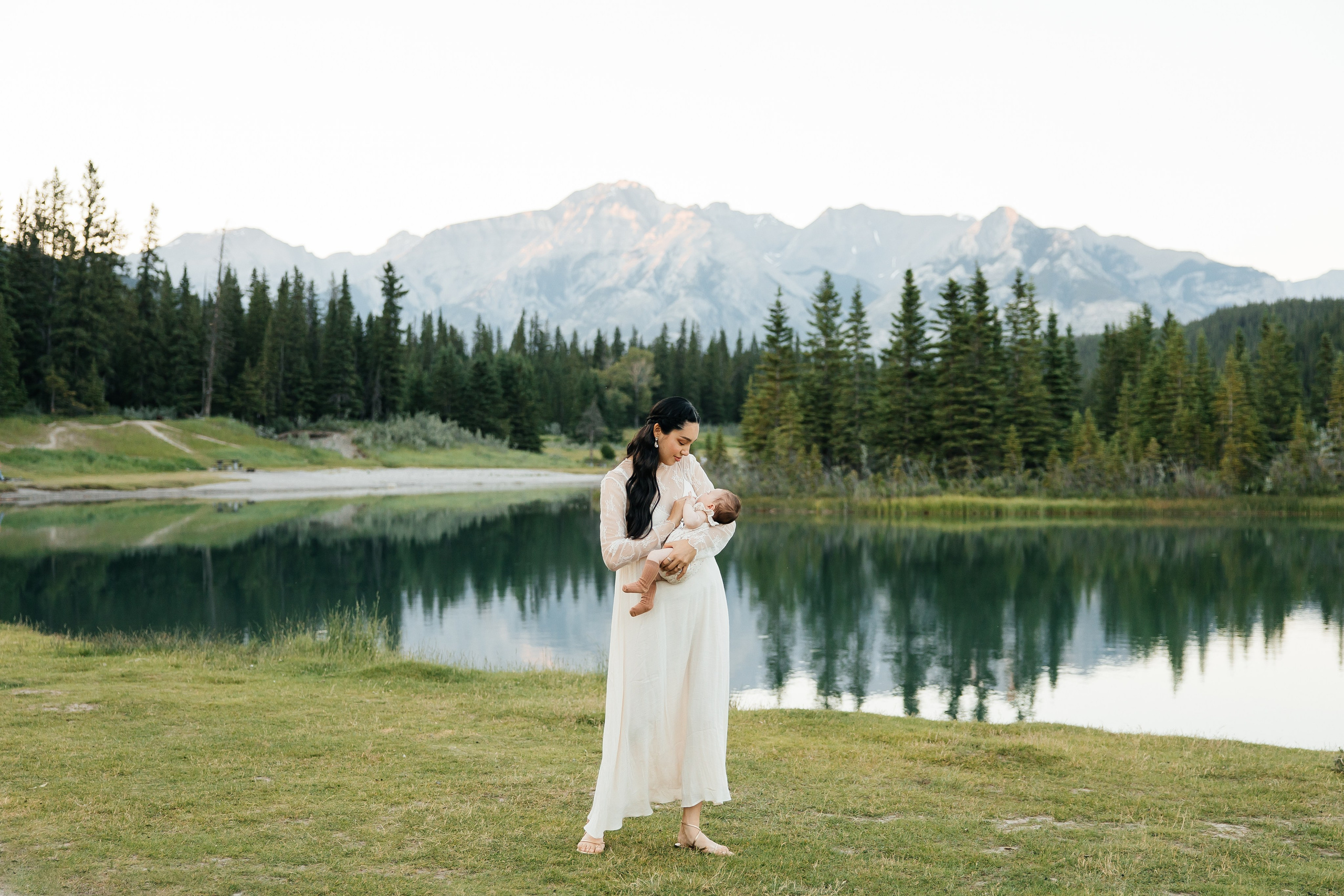 Top 7 Best Photoshoot Locations in Banff and Canmore for Families, Engagements, and Weddings