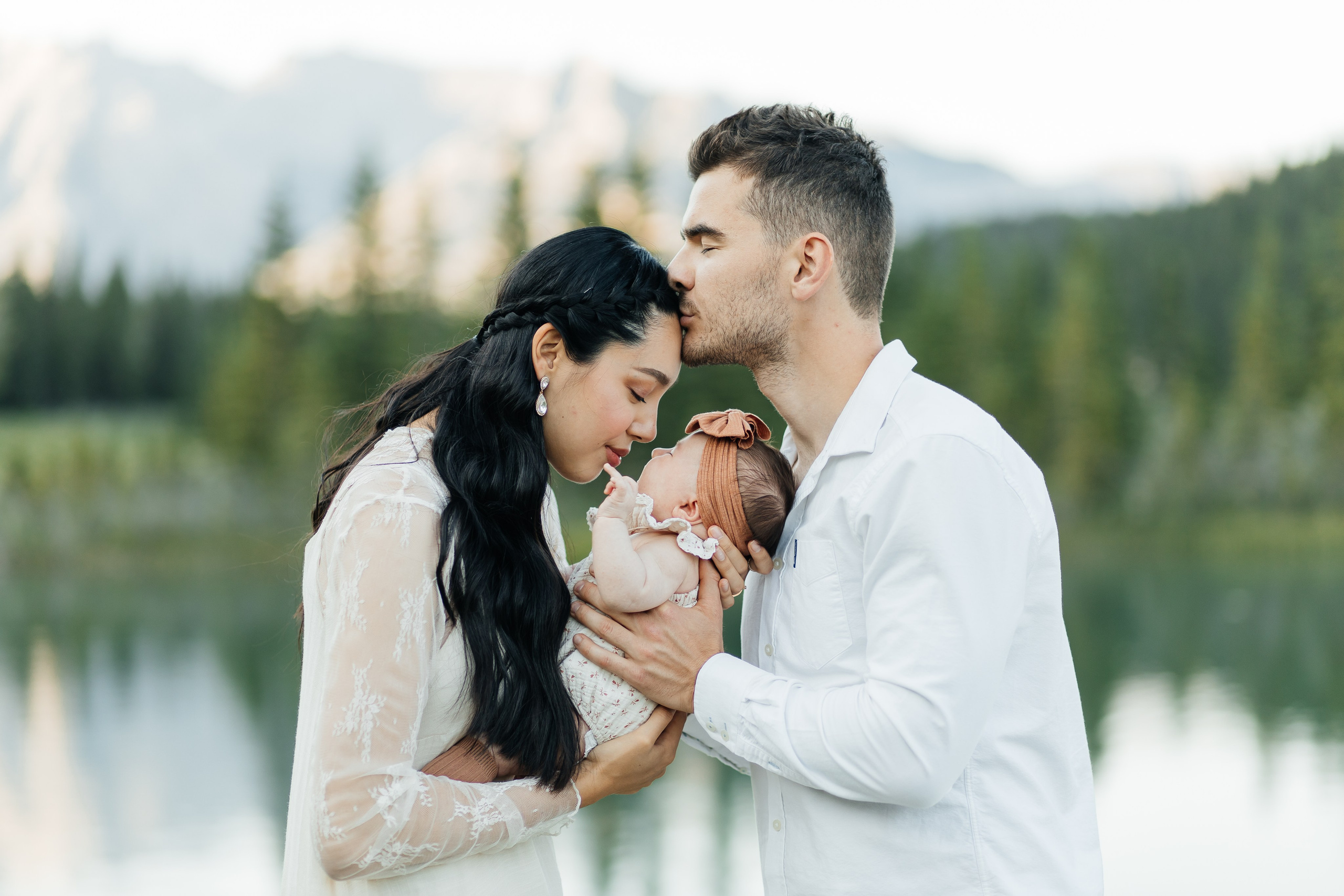 Top 7 Best Photoshoot Locations in Banff and Canmore for Families, Engagements, and Weddings