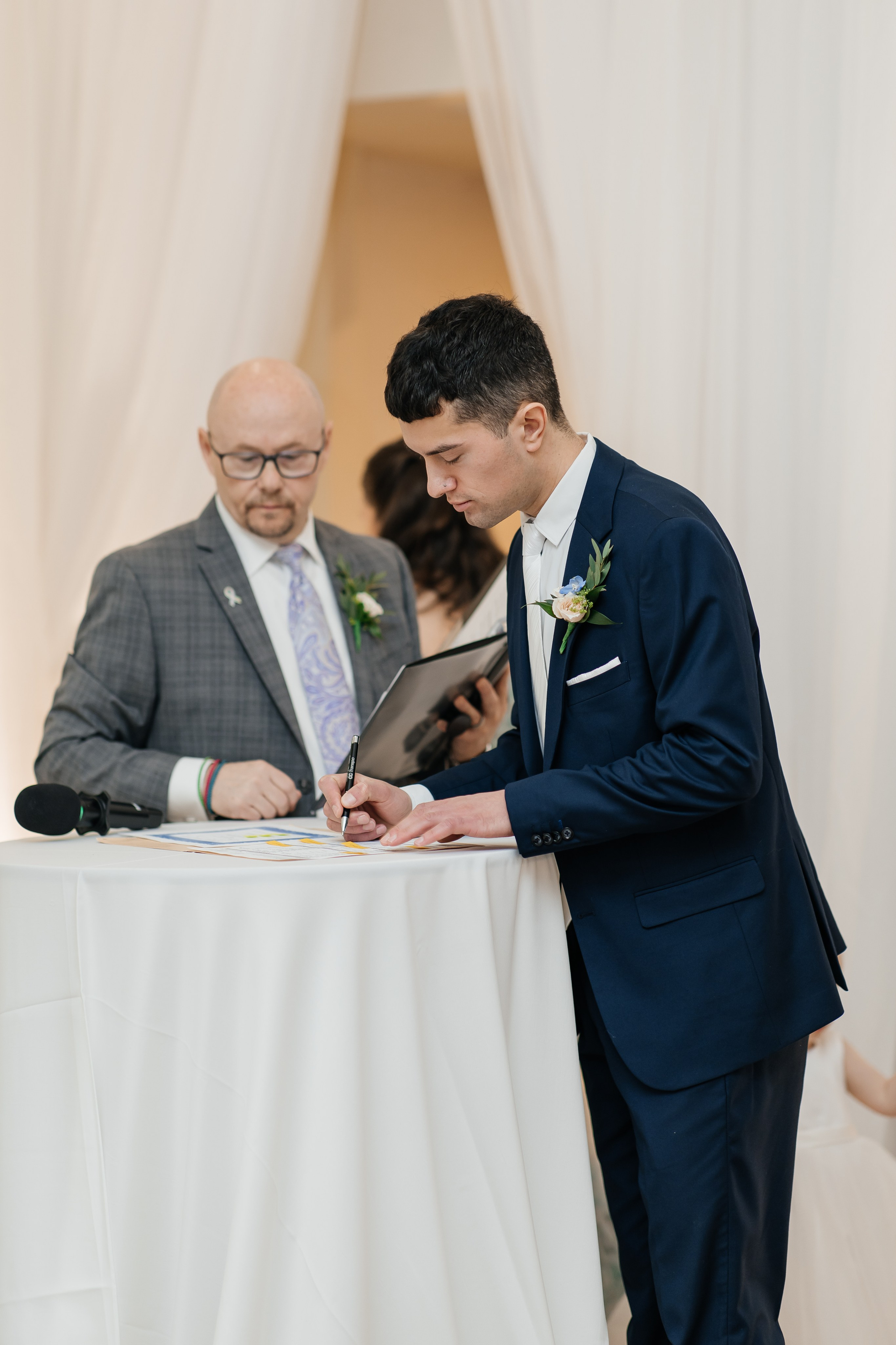 Bri&Matt. Affordable Photographer in Calgary — Tetiana Shuhai