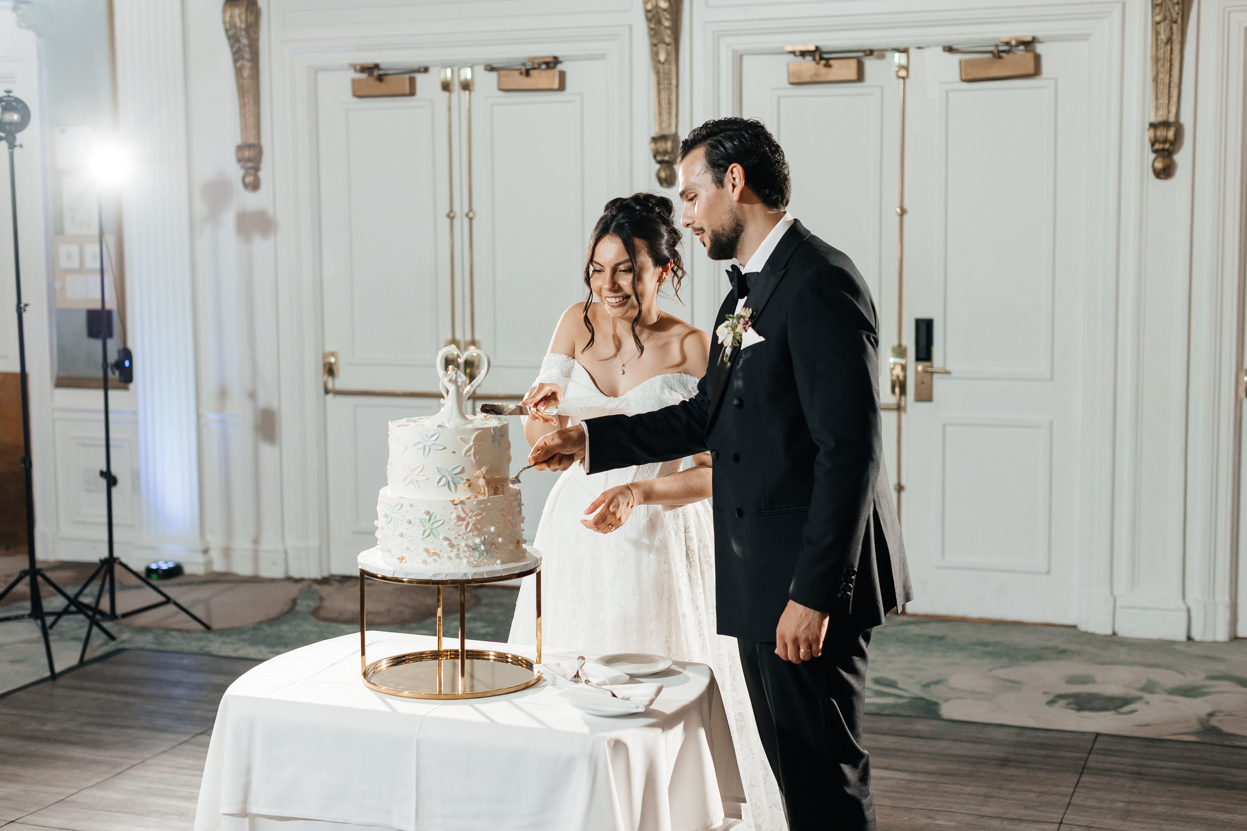 Laura&Roberto. Affordable Photographer in Calgary — Tetiana Shuhai