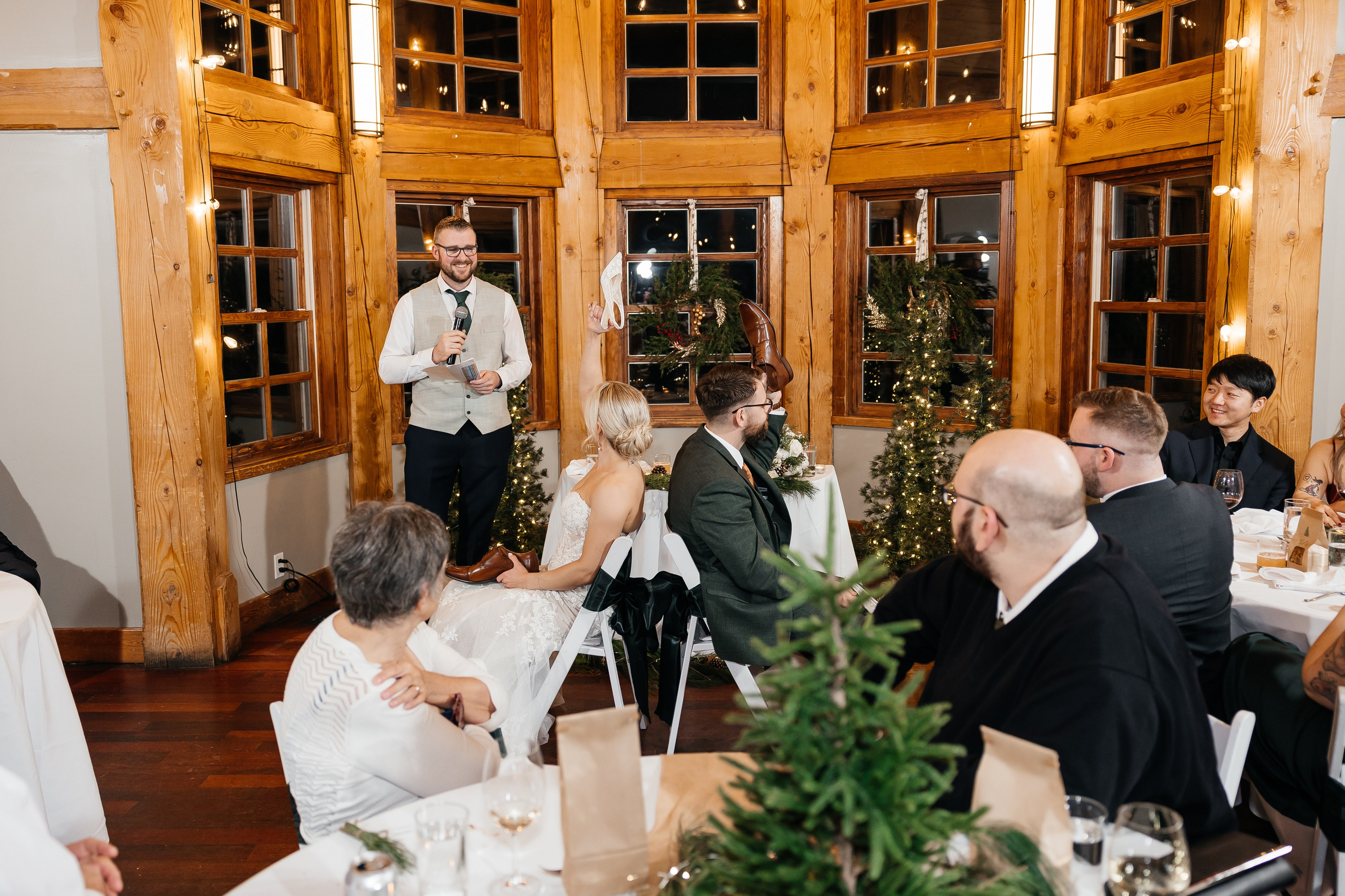 Winter wedding. Emerald lake lodge. Affordable Photographer in Calgary — Tetiana Shuhai
