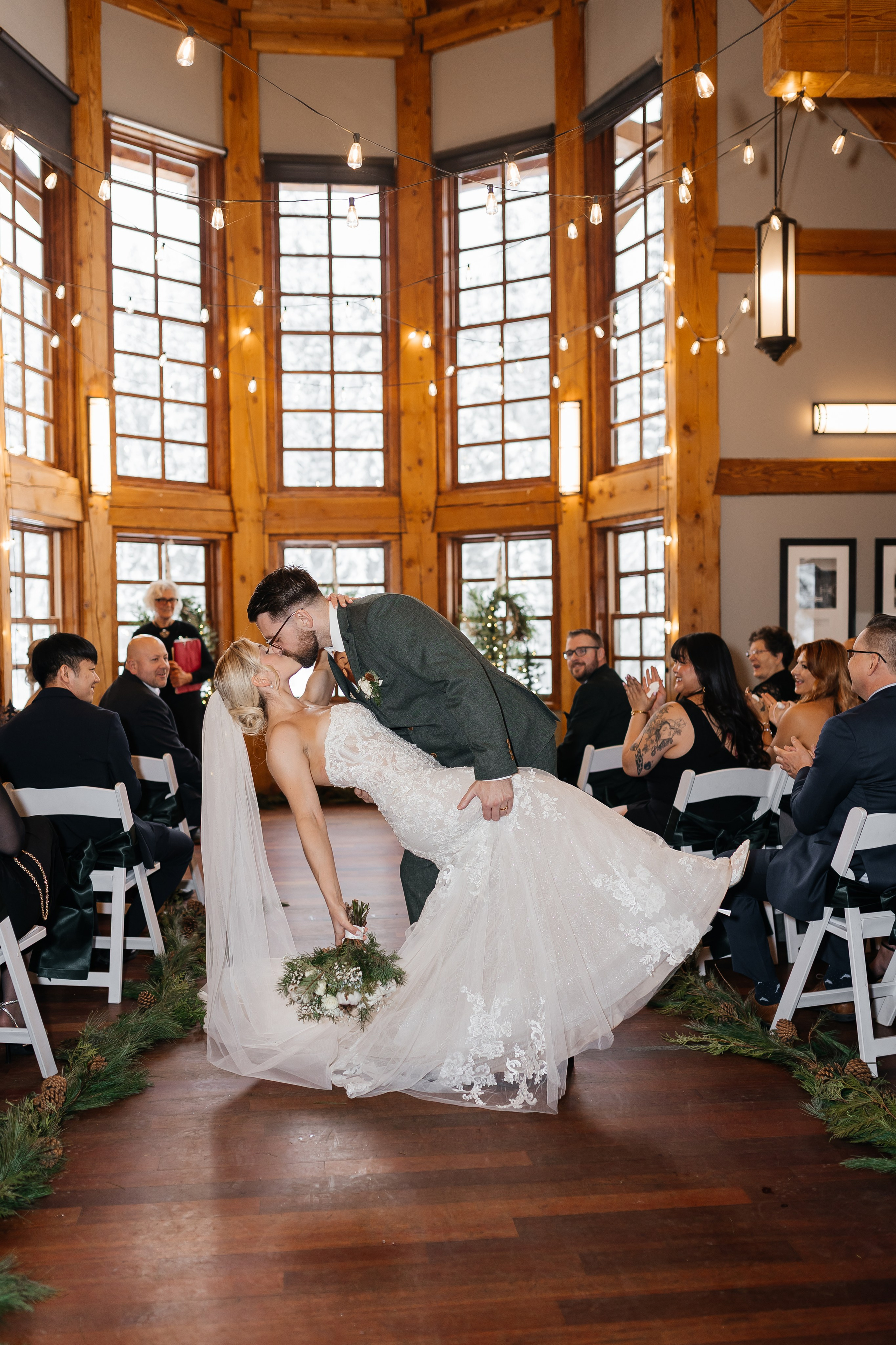 Winter wedding. Emerald lake lodge. Affordable Photographer in Calgary — Tetiana Shuhai